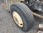 Underbody with Right Steer Tire