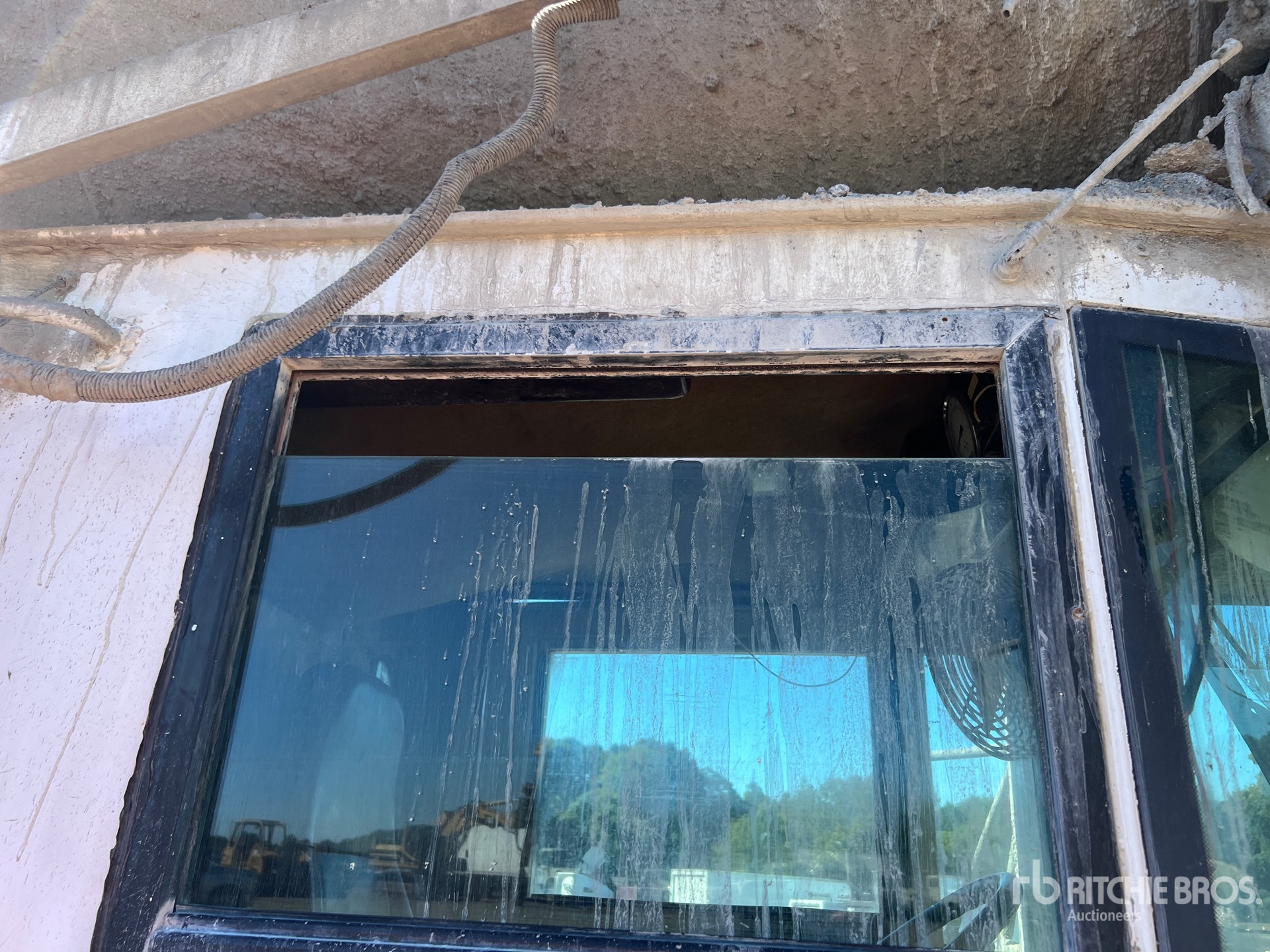2001 Terex Advance