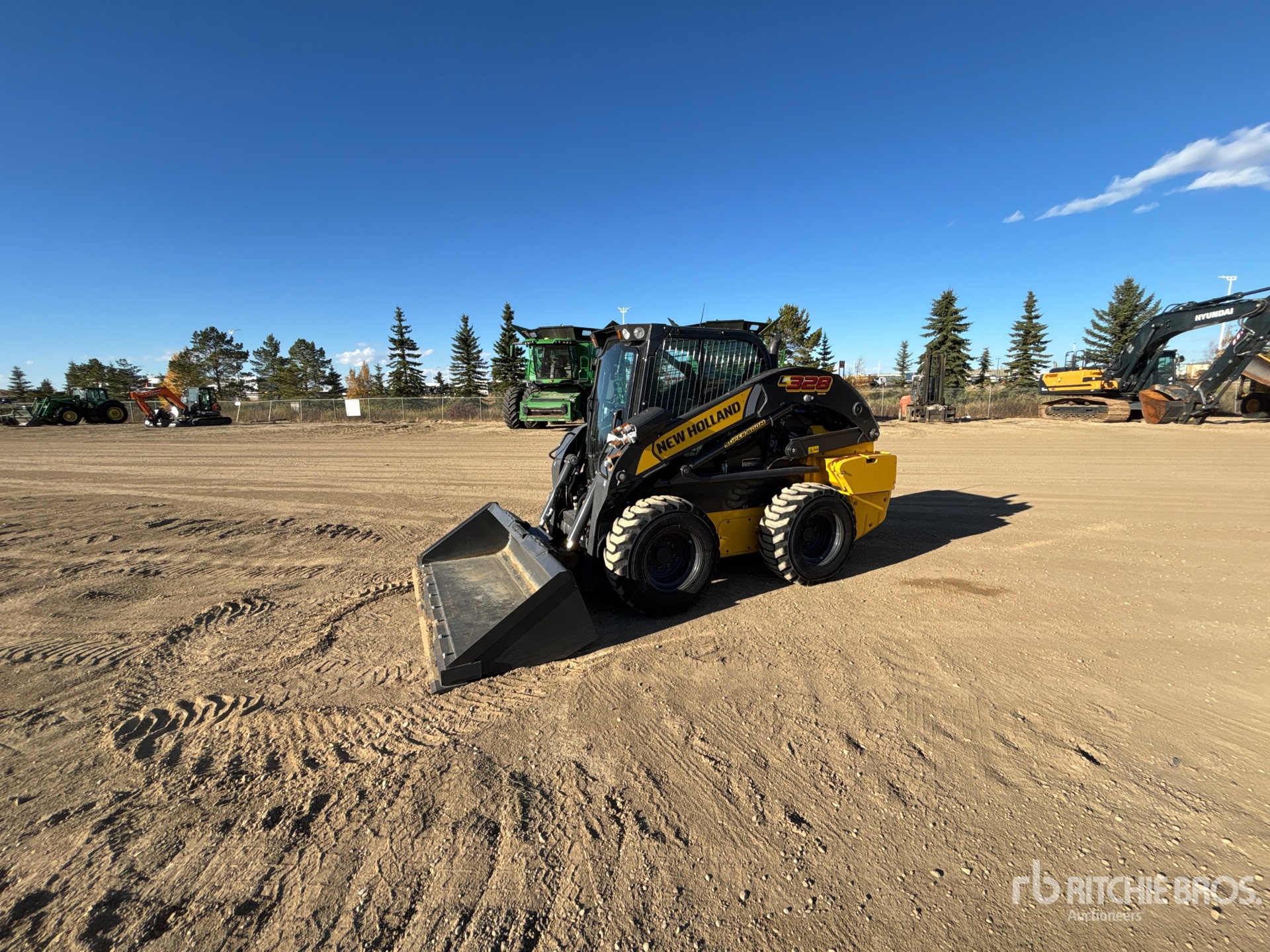 2023 New Holland L328