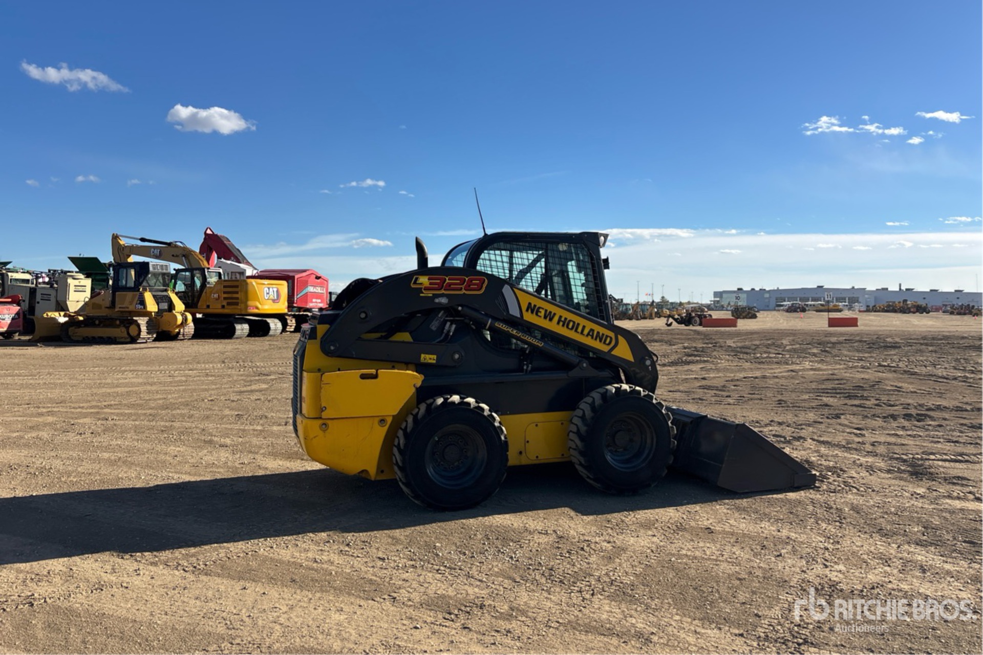 2023 New Holland L328
