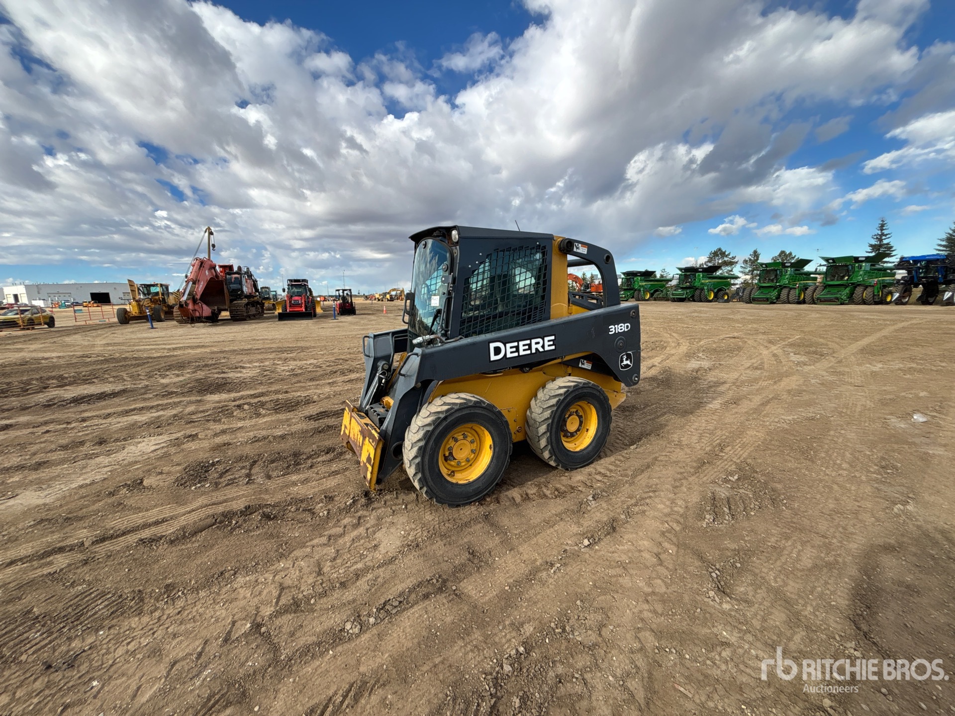 2012 John Deere 318D