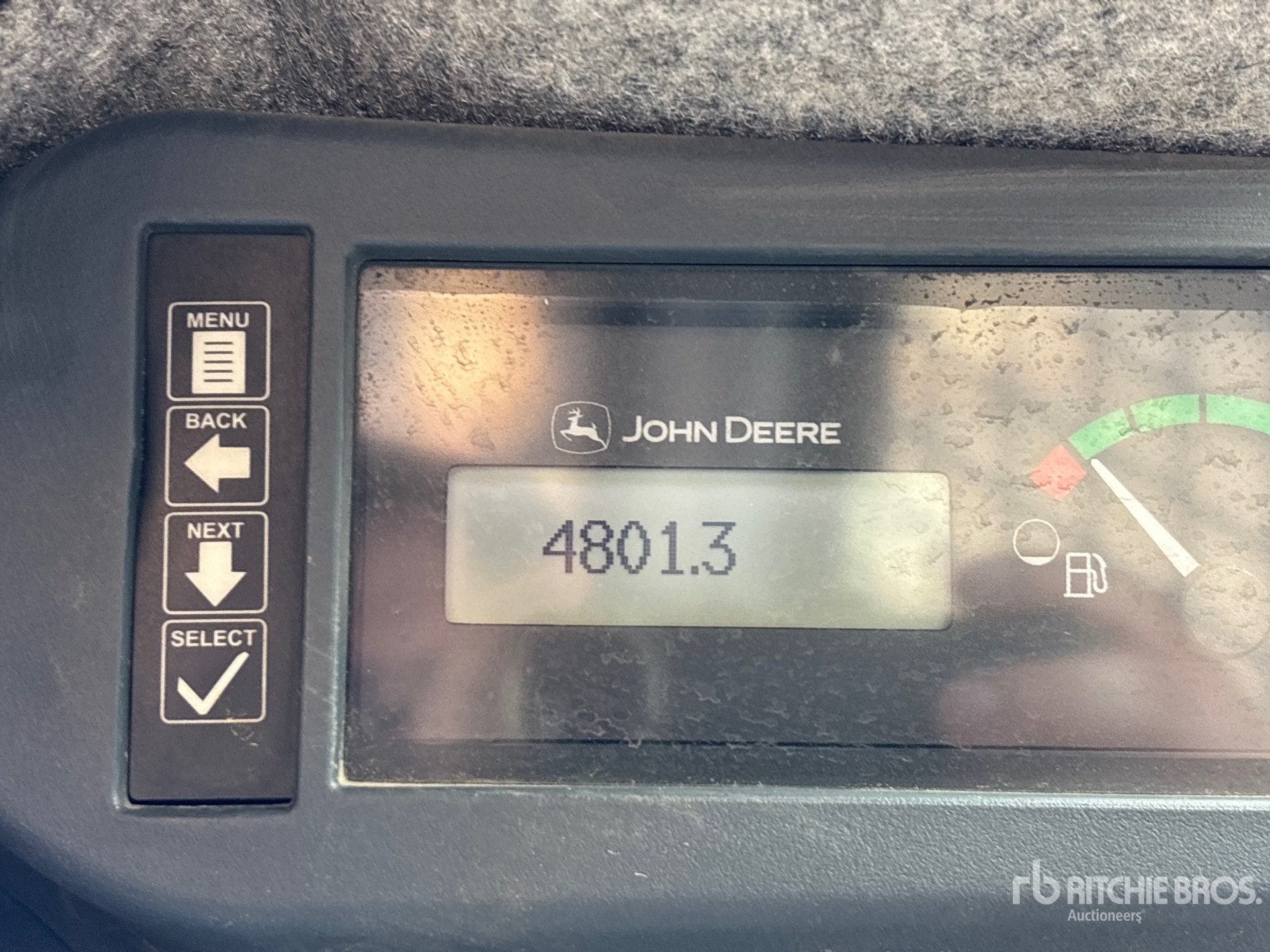 2012 John Deere 318D