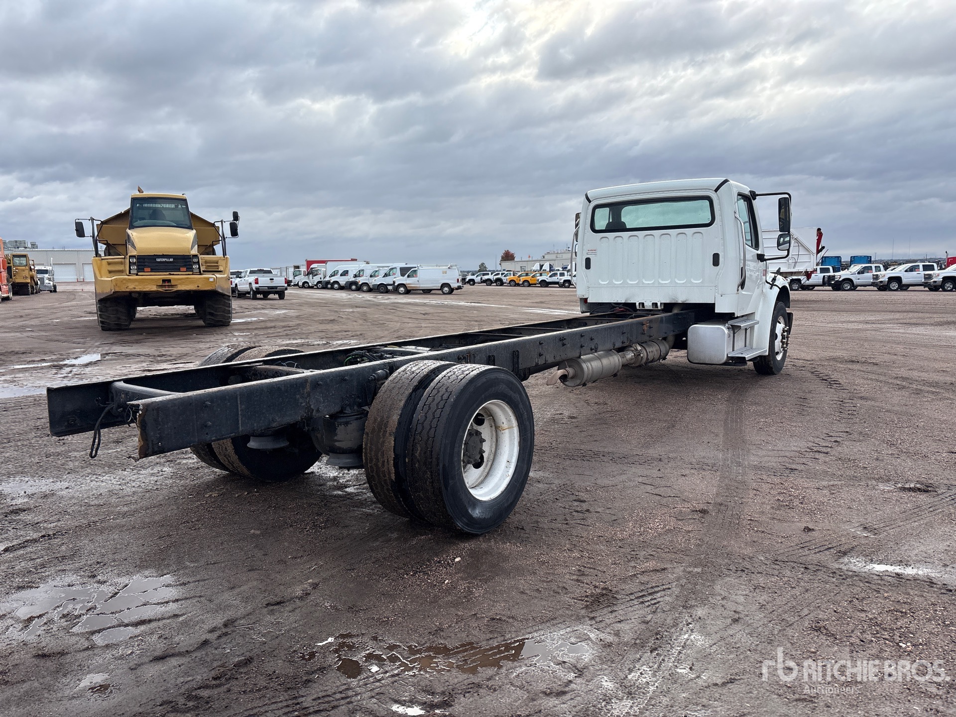 2013 Freightliner M2 106