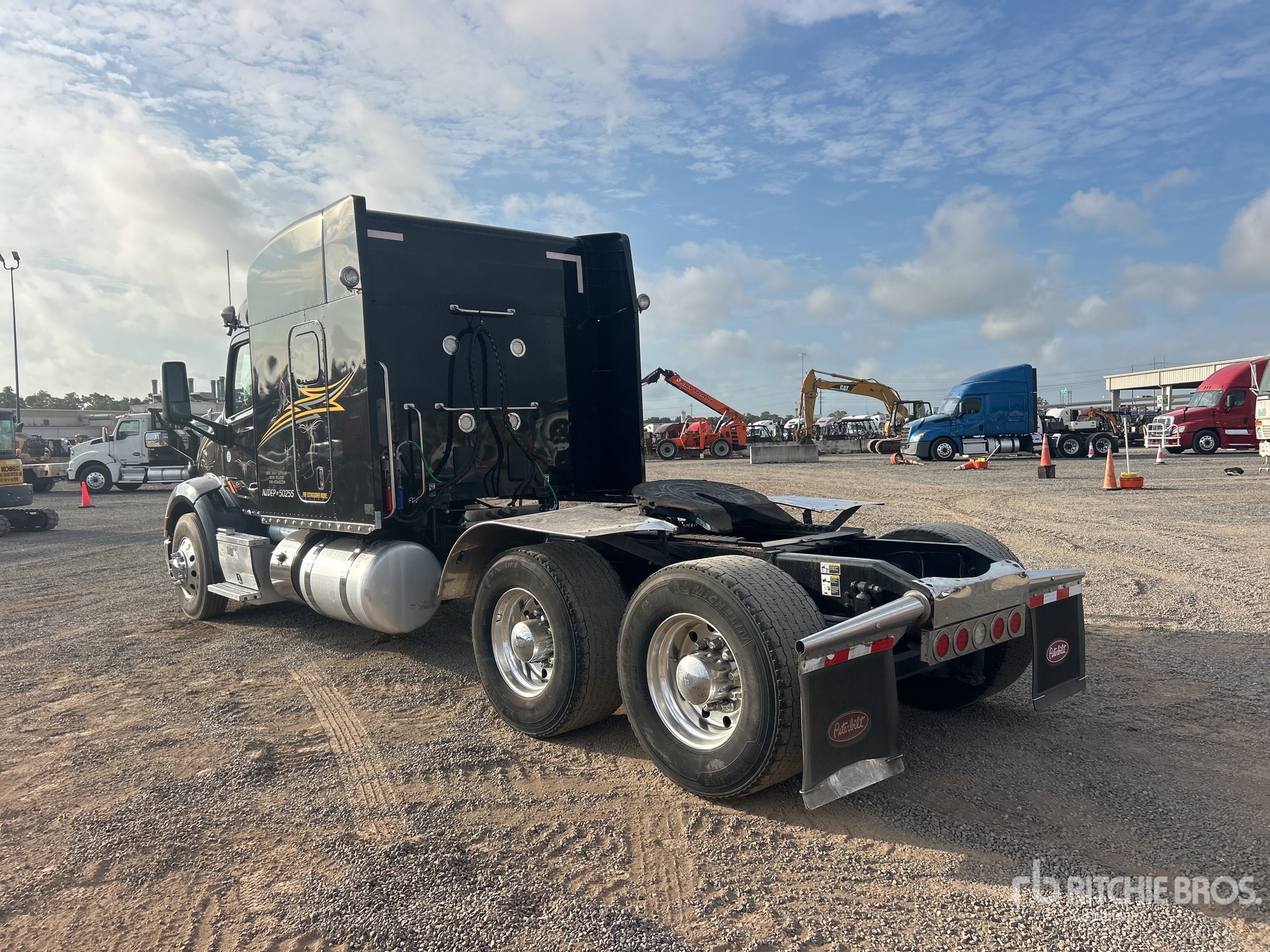 2019 Peterbilt 579