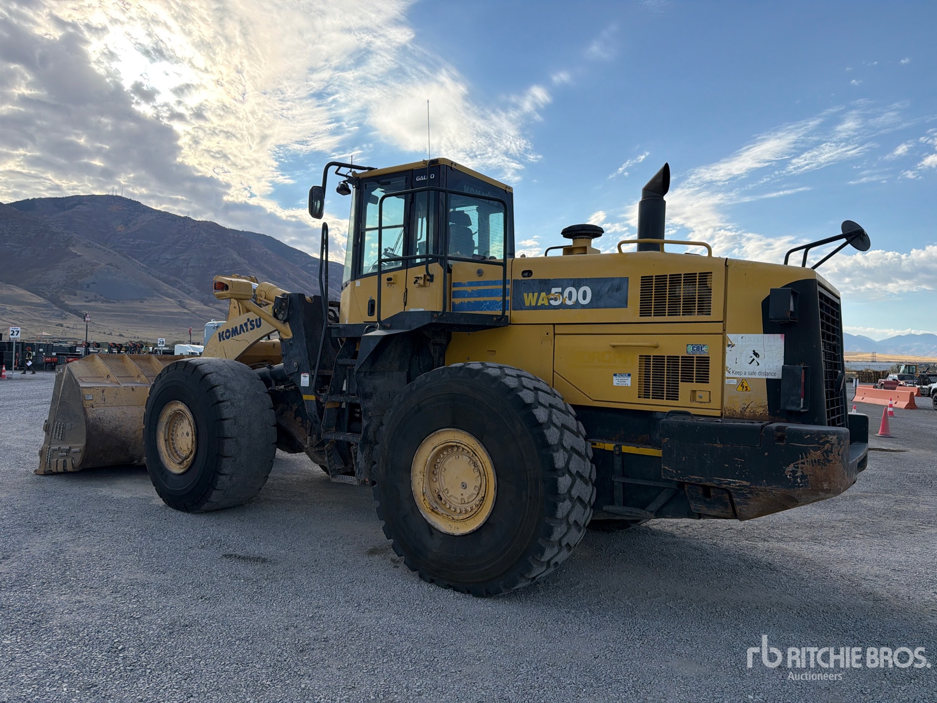 Komatsu WA500-6