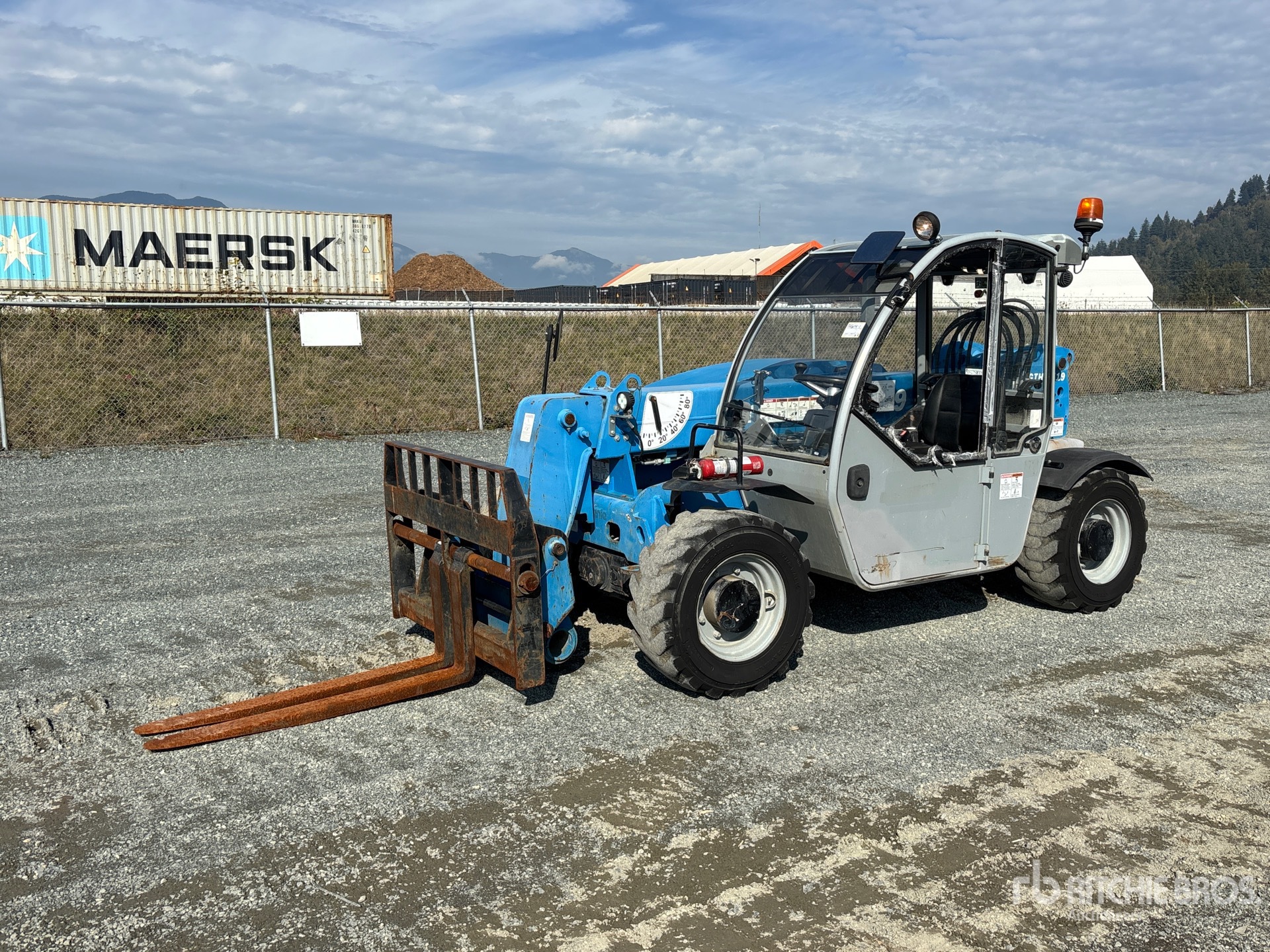 Photo of 2014 Genie GTH-5519