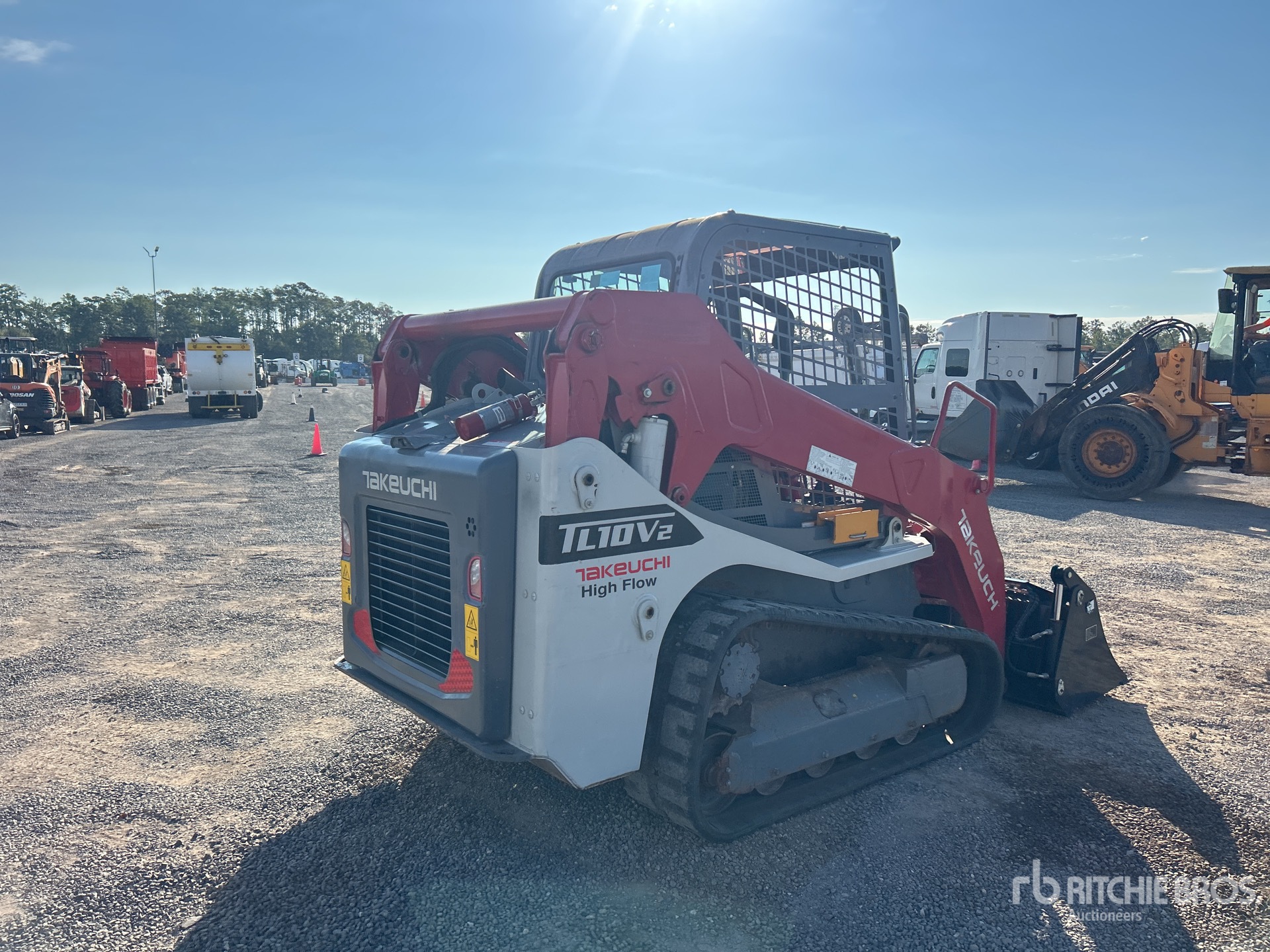 2022 Takeuchi TL10V2