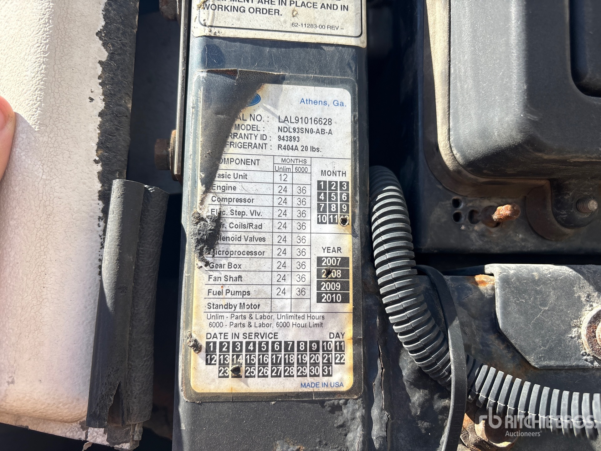 Utility 53 FT X 102 IN T/A