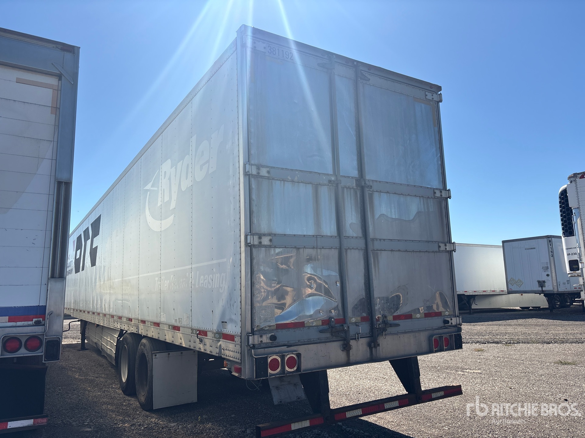 Utility 53 FT X 102 IN T/A
