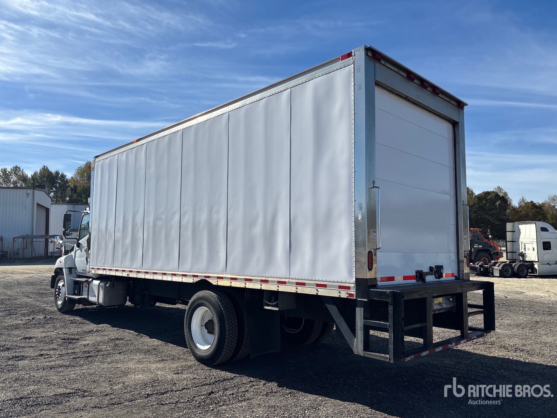 2019 Hino 268