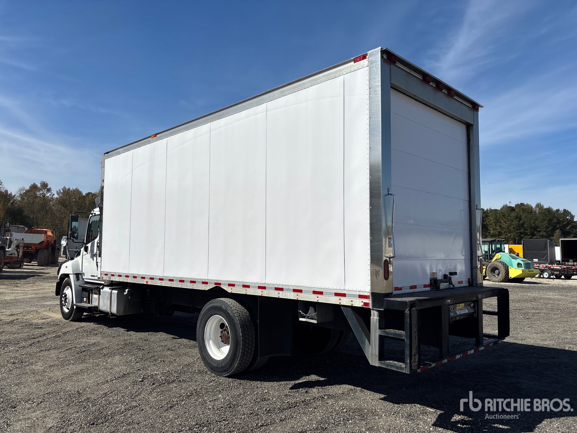 2019 Hino 268