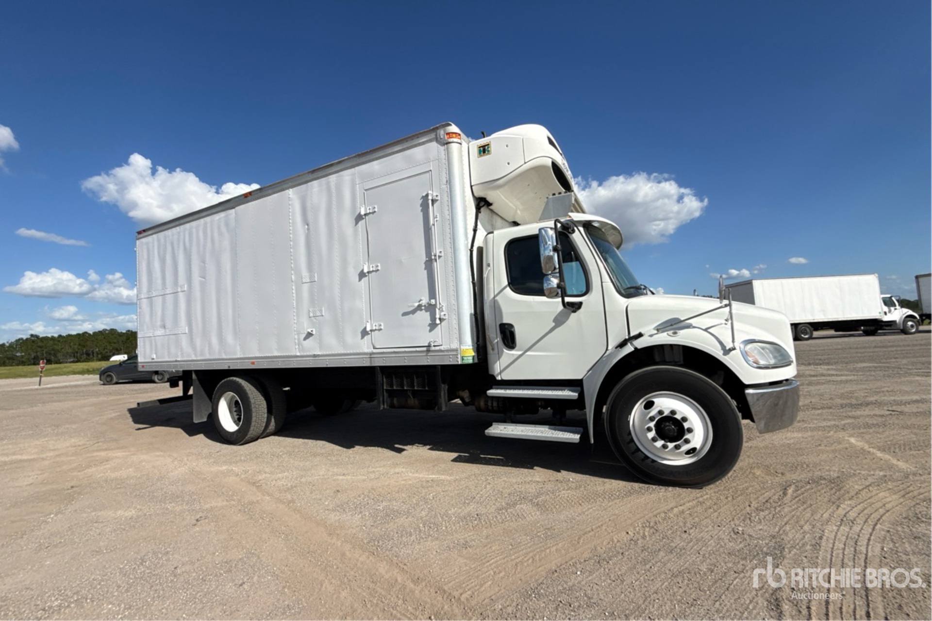 2019 Freightliner M2 106