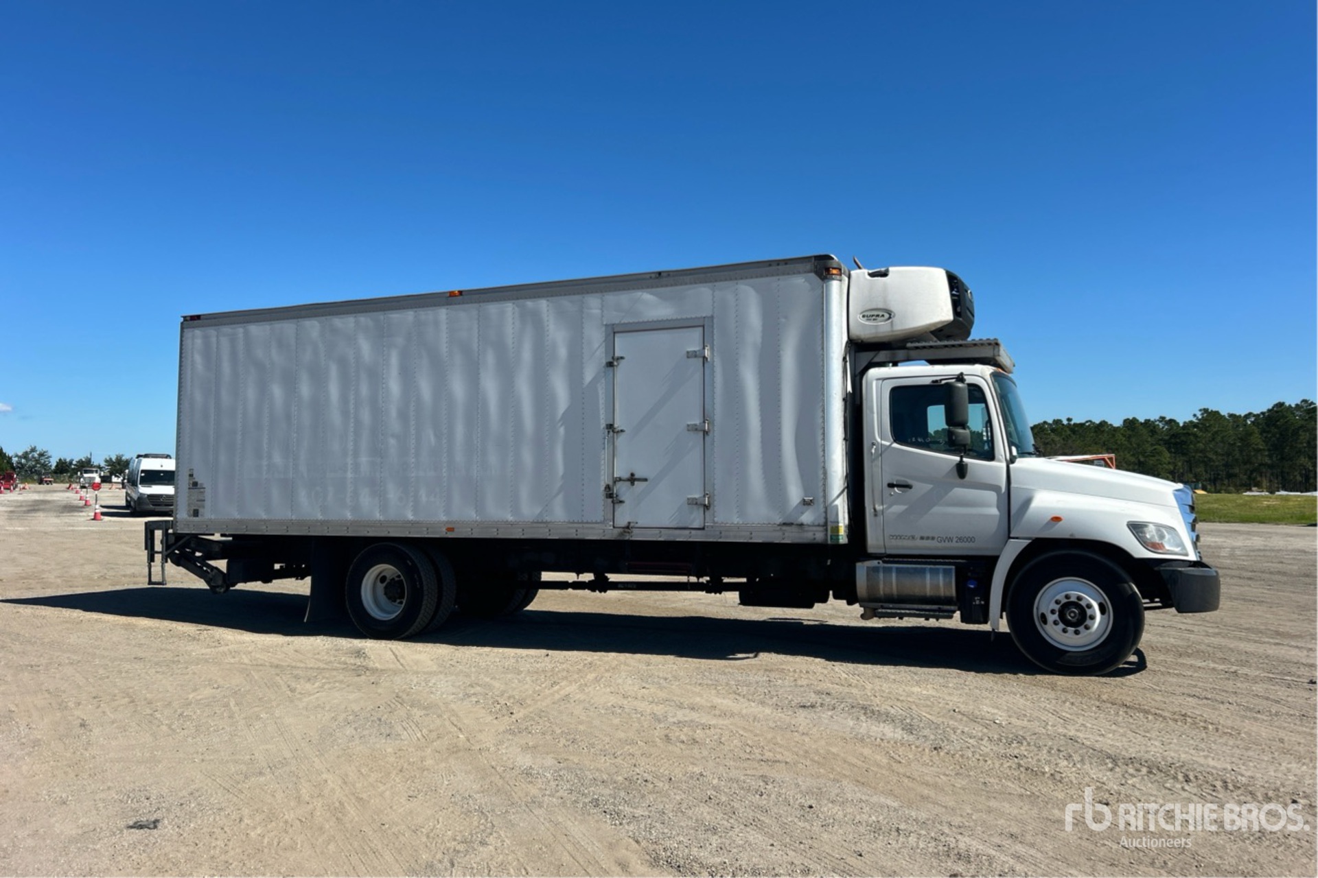 2019 Hino 268