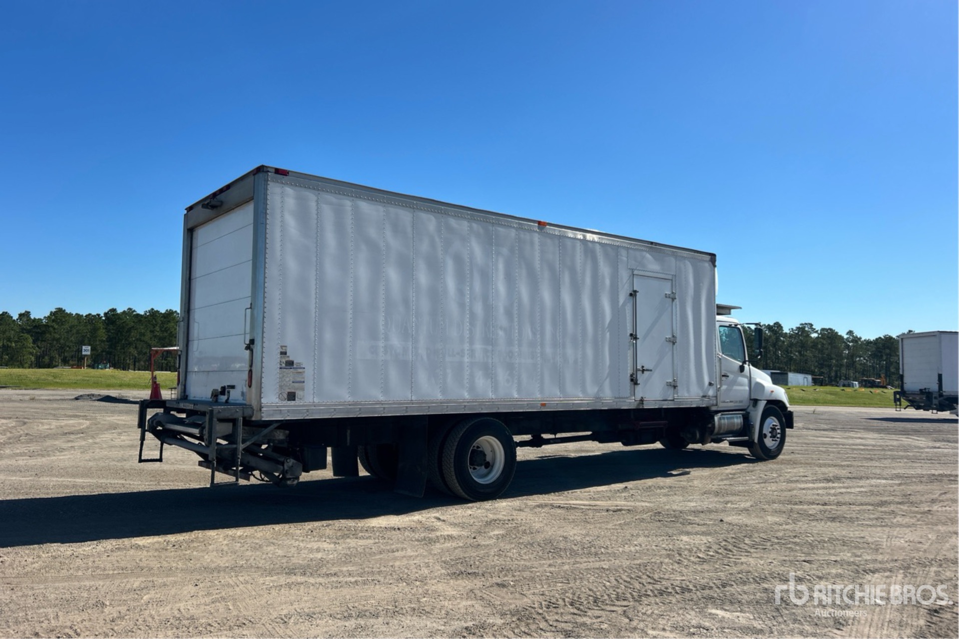 2019 Hino 268