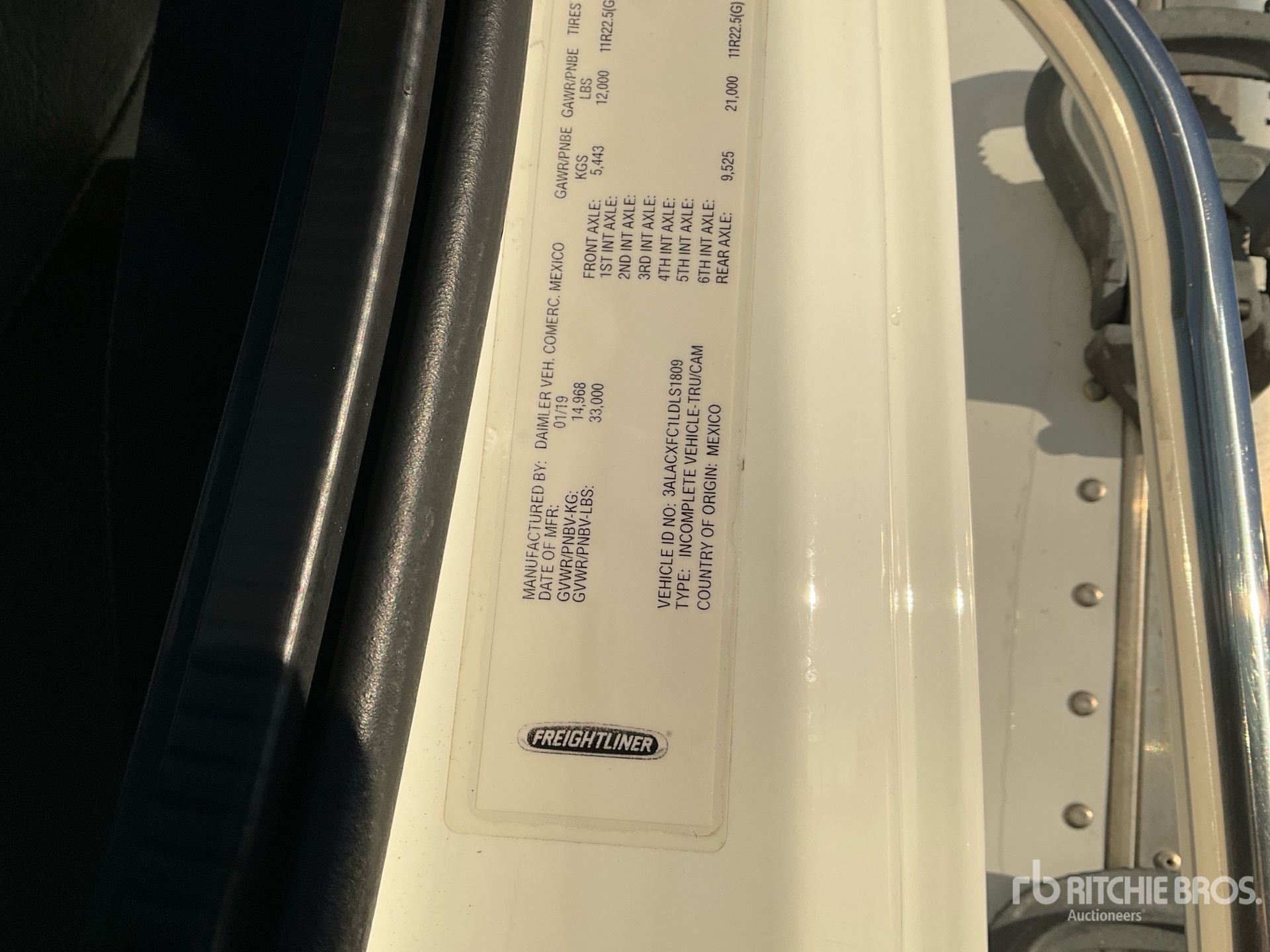 2020 Freightliner M2 106