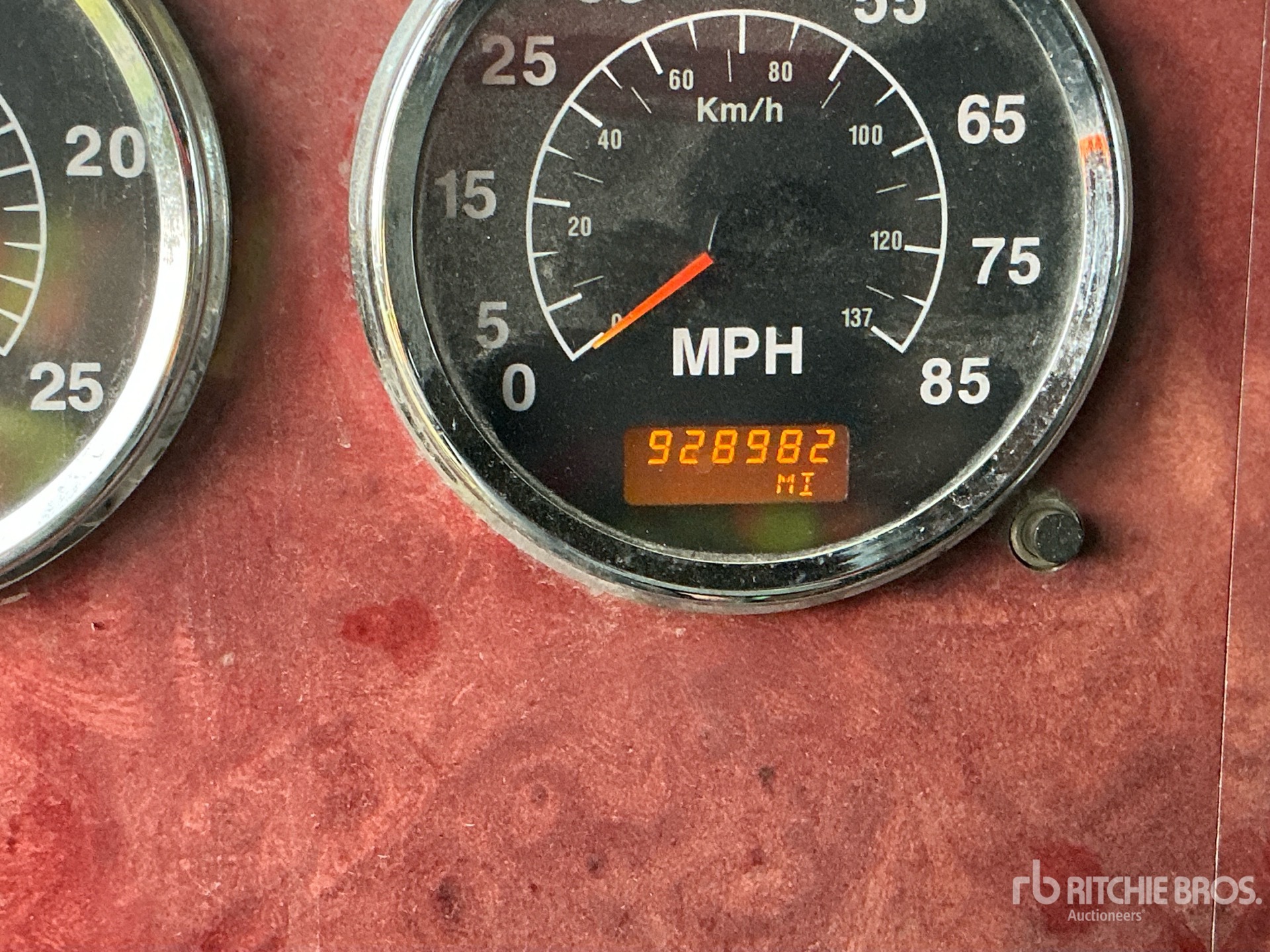 2003 International 9900I