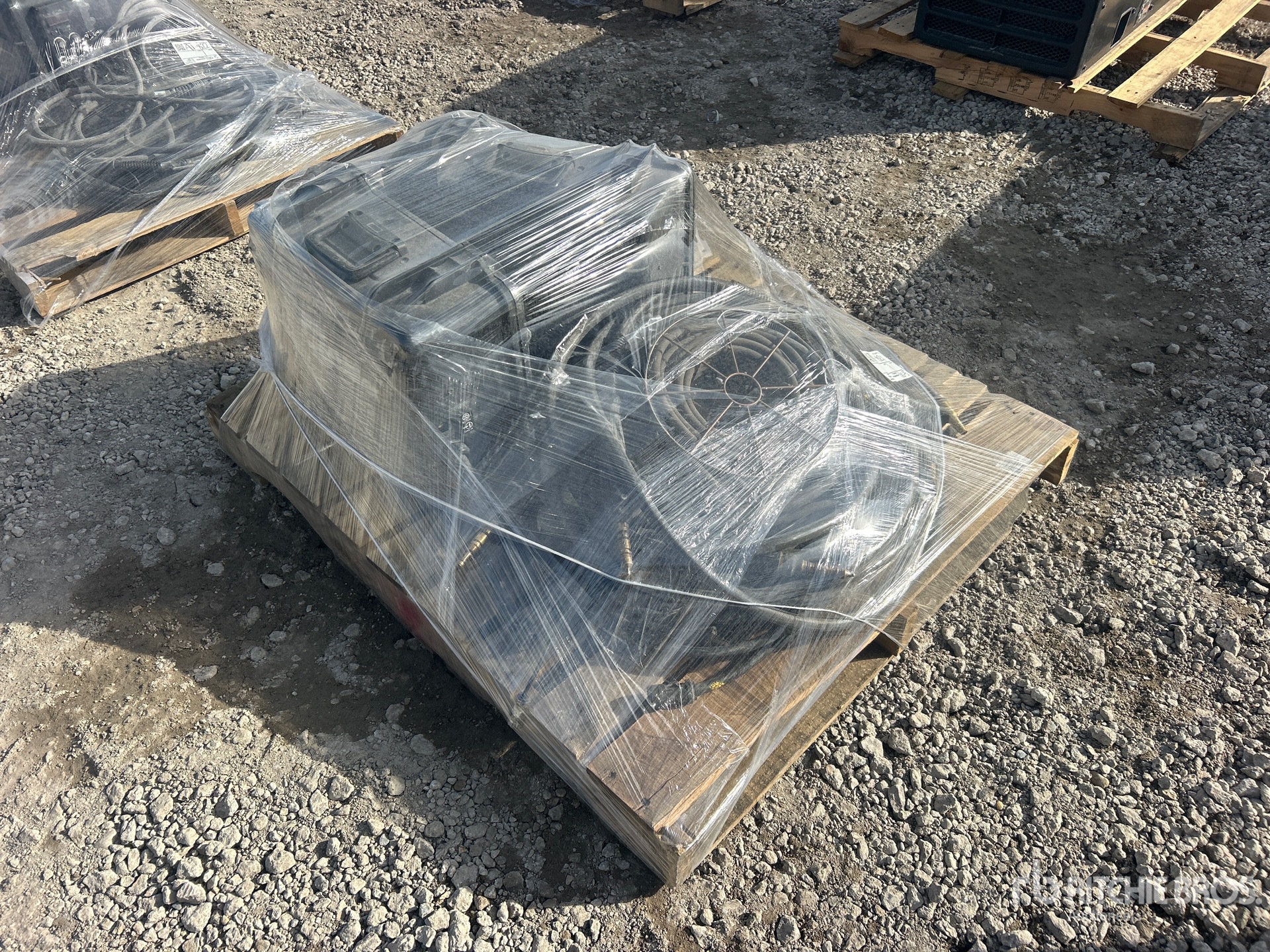2023 Miller SUITCASE 12RC