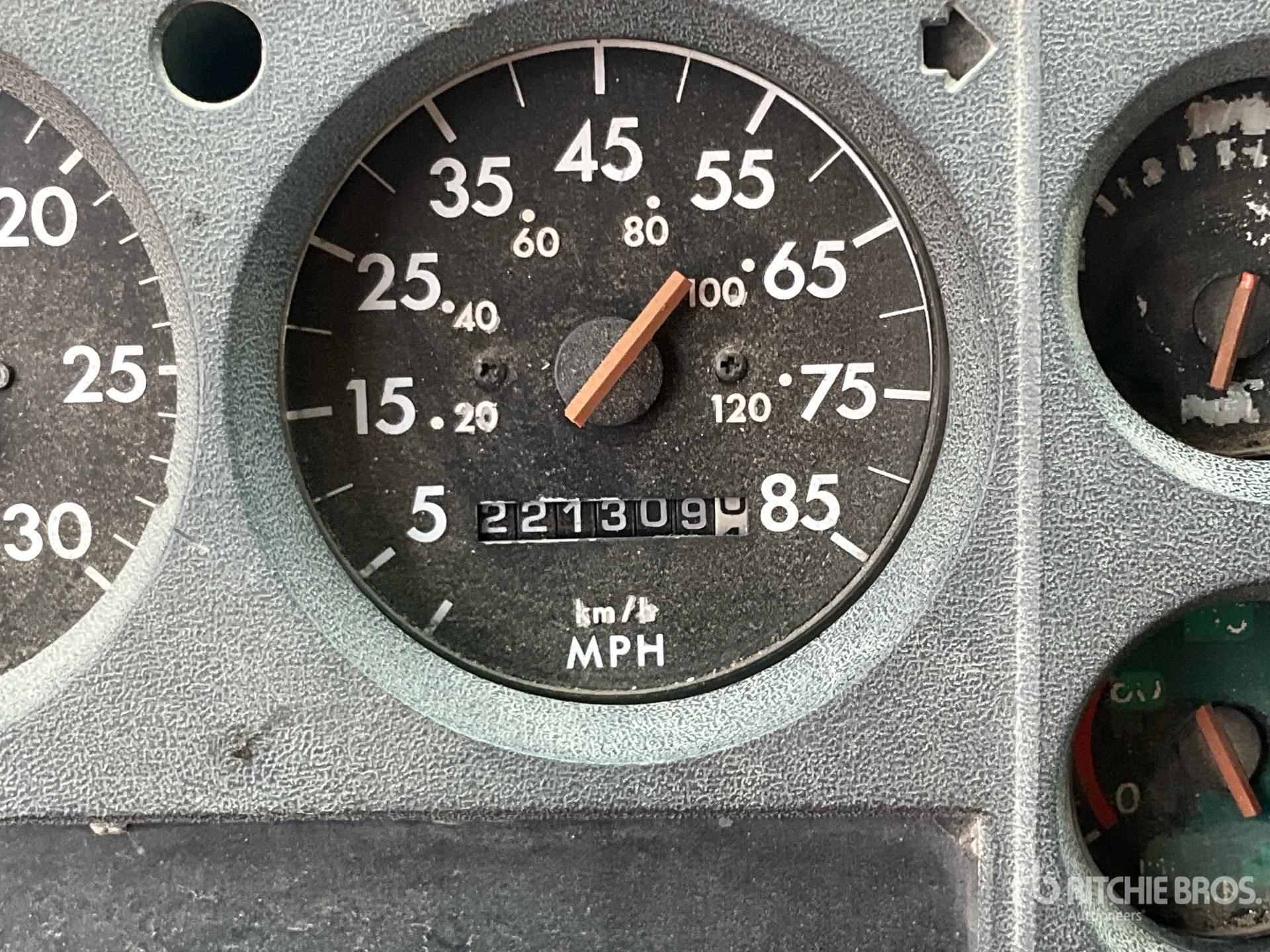 1996 Freightliner FL80