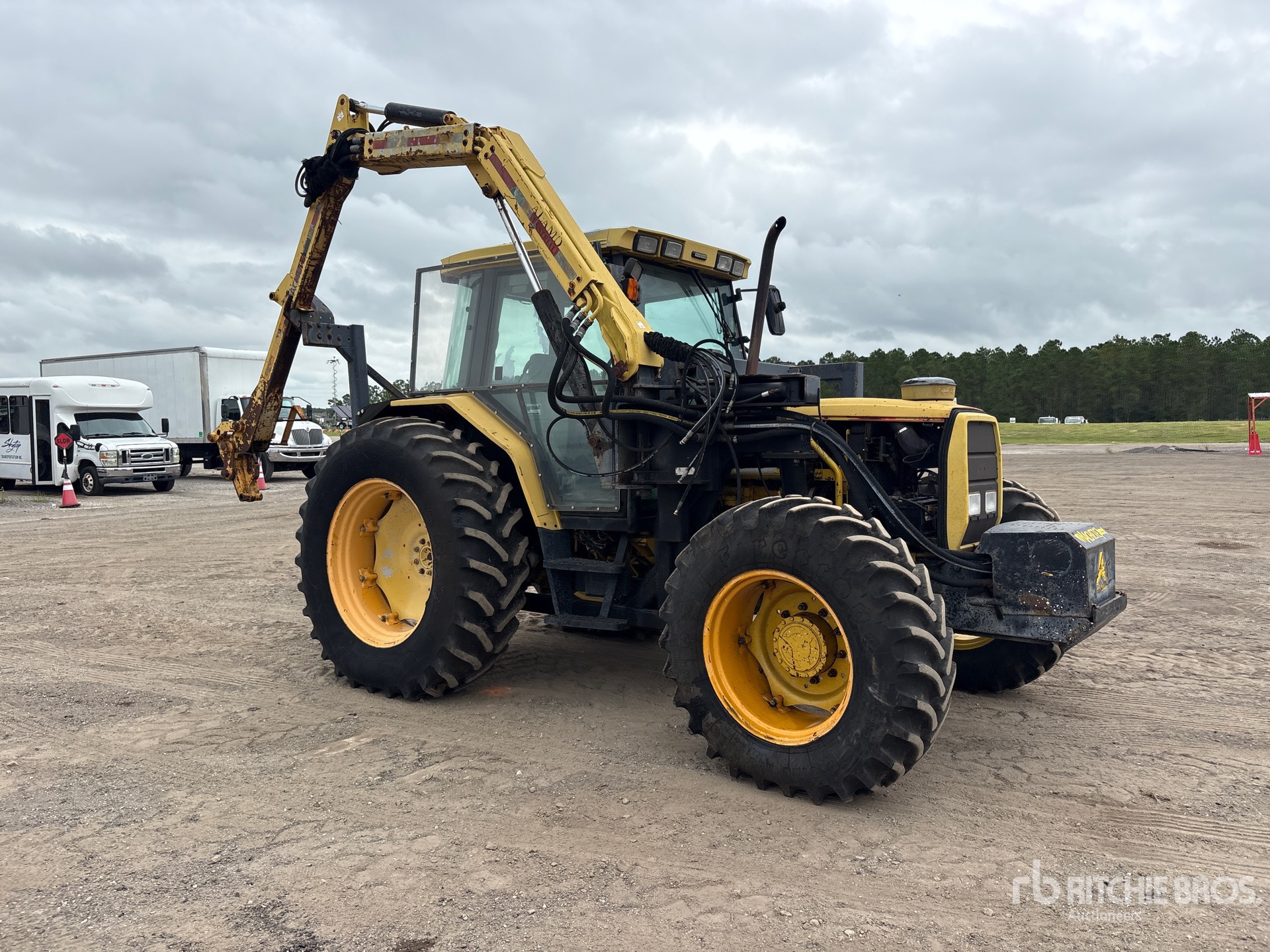 1998 Massey Ferguson 6170