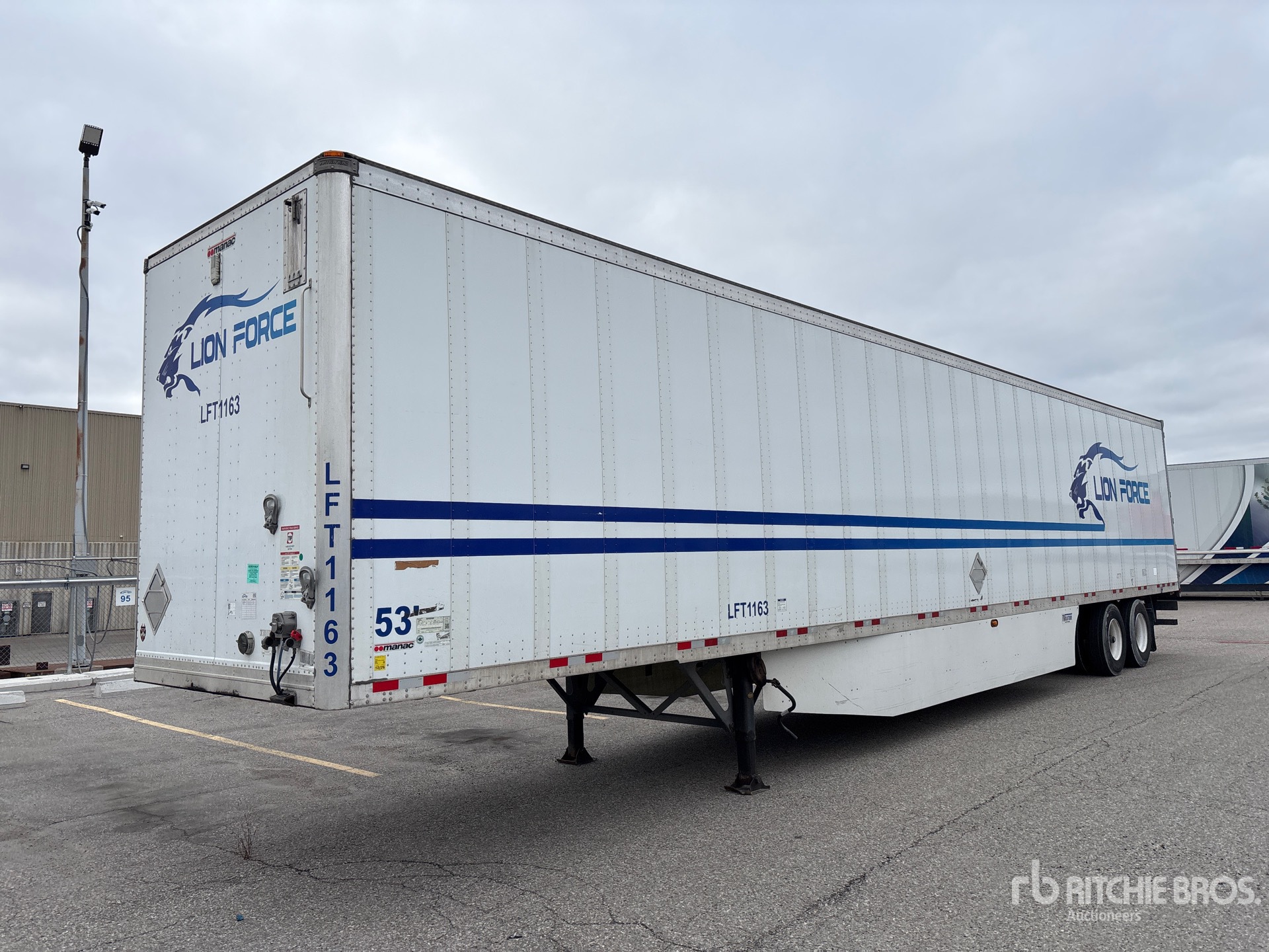 Photo of 2023 Manac 92253A811