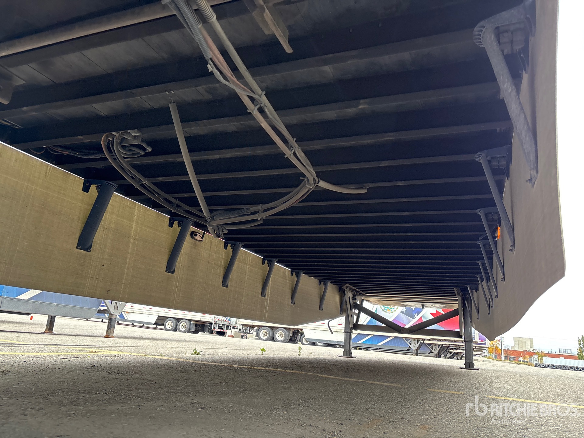 2024 Vanguard 53 FT T/A