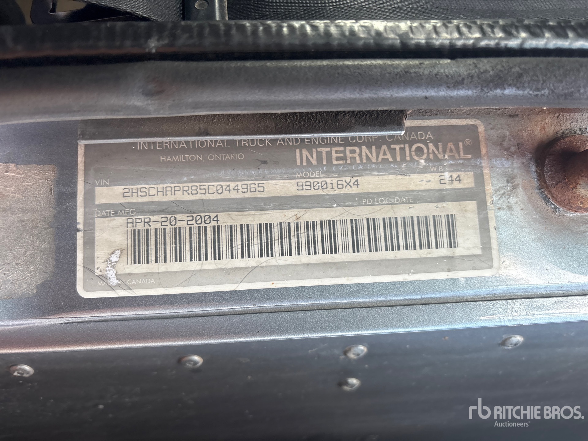 2005 International 9900I
