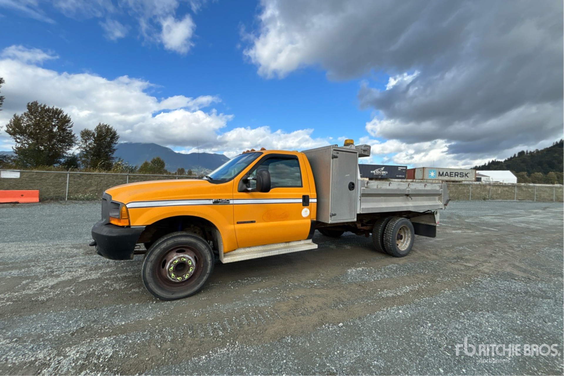 2000 Ford F-450