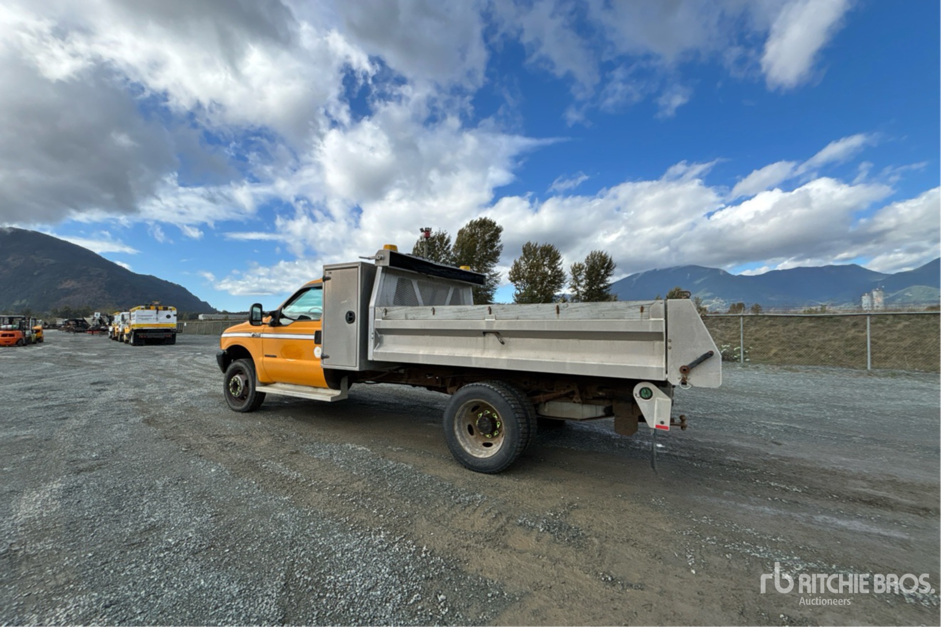 2000 Ford F-450