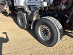 Underbody with Right Steer Tire