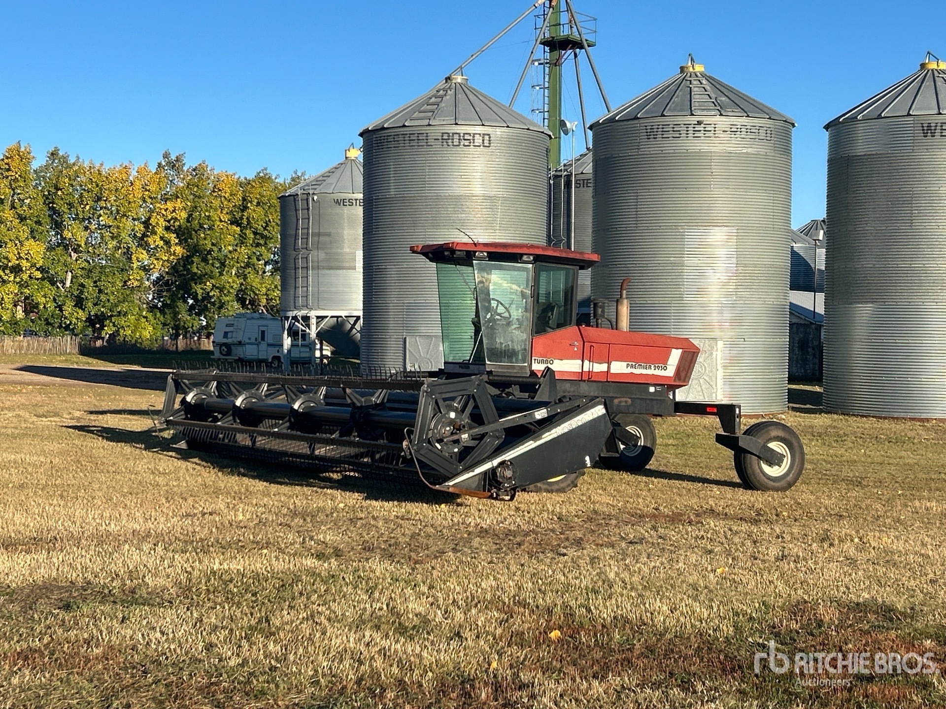 Photo of 1996 Macdon PREMIER 2930