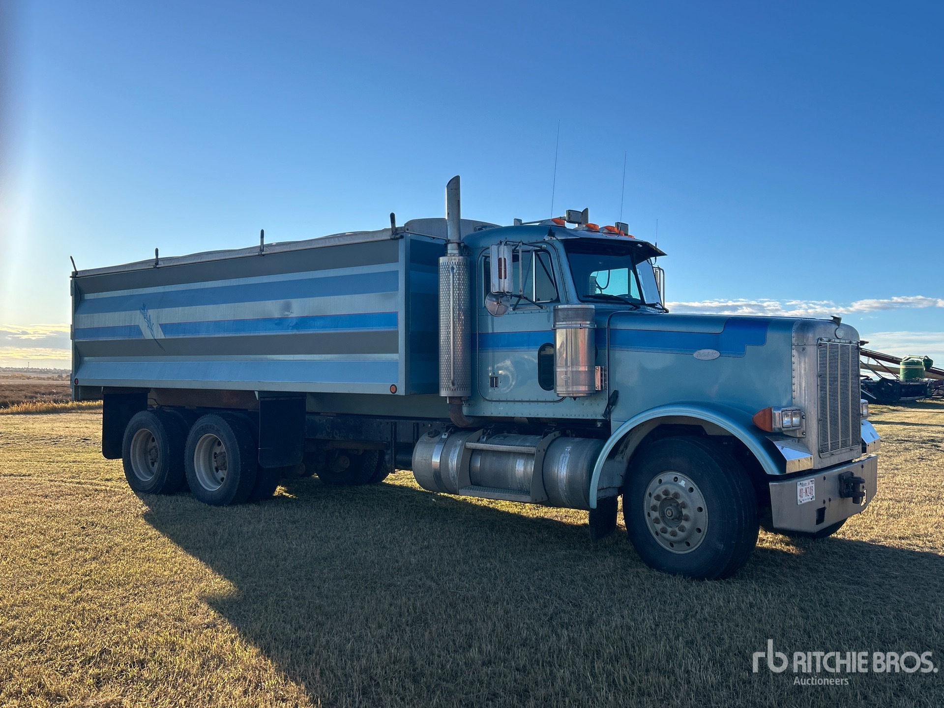 1999 Peterbilt 379