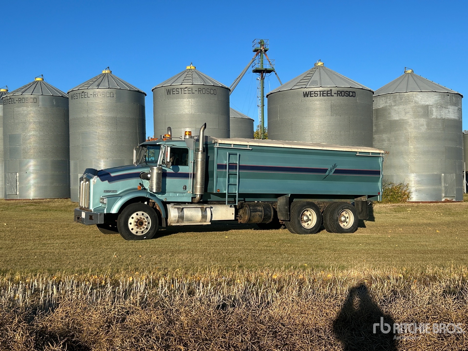 1996 Kenworth T800B