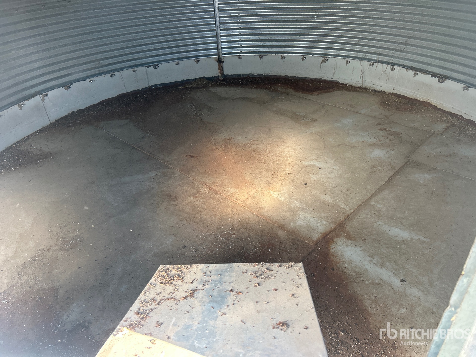 UFA +/- 1650 BU 5 RING