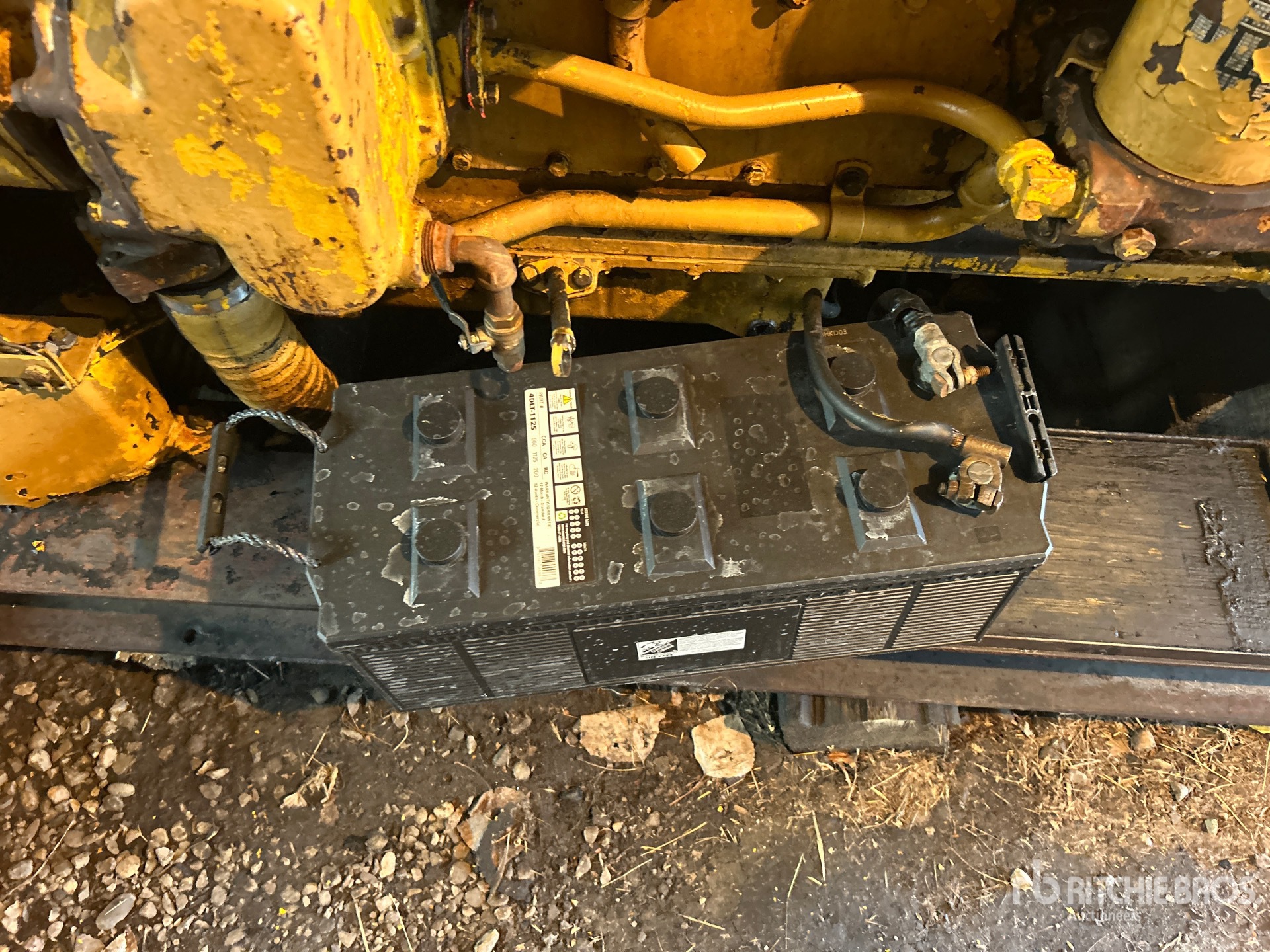 Caterpillar D333