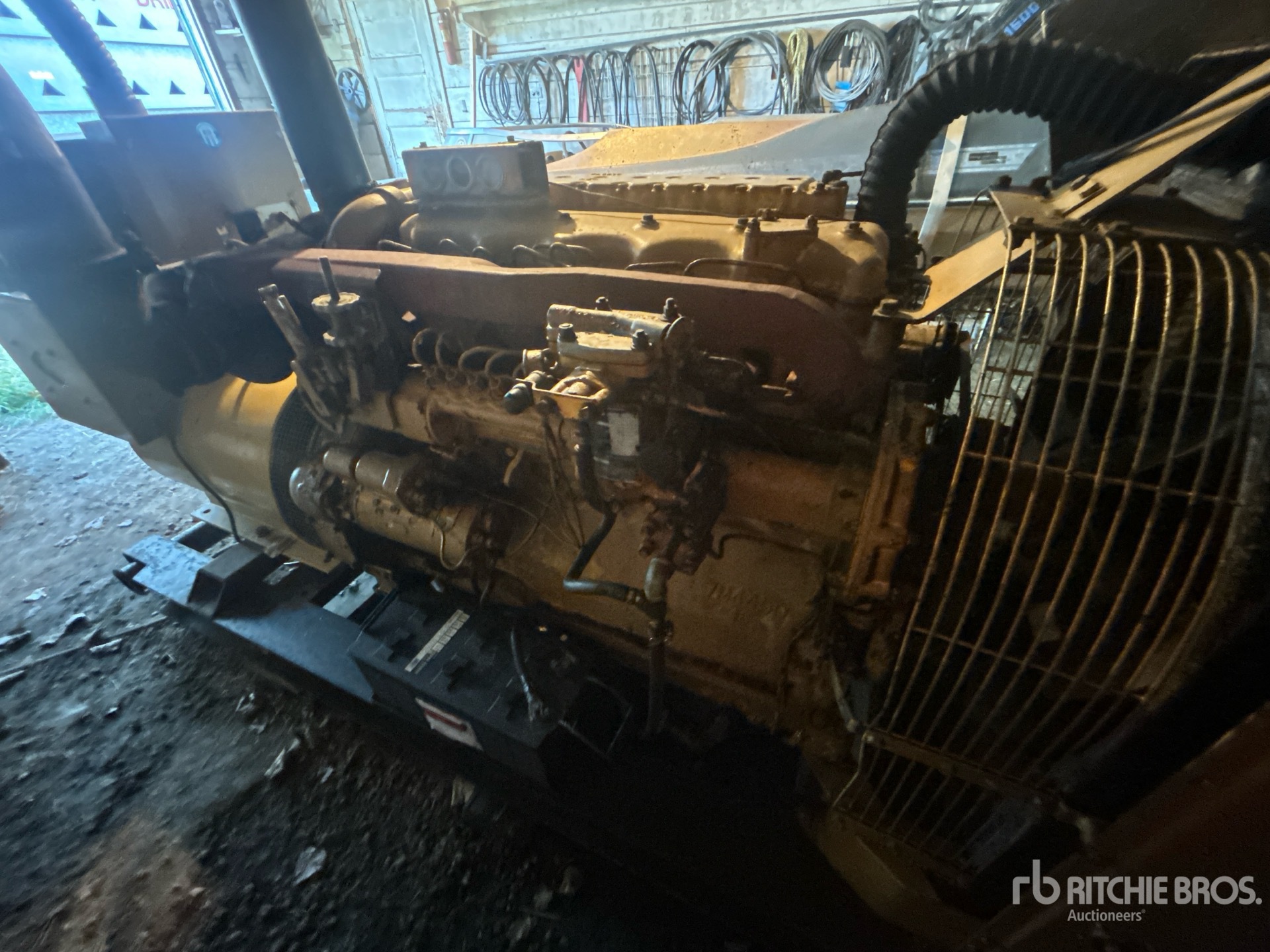 Caterpillar D333