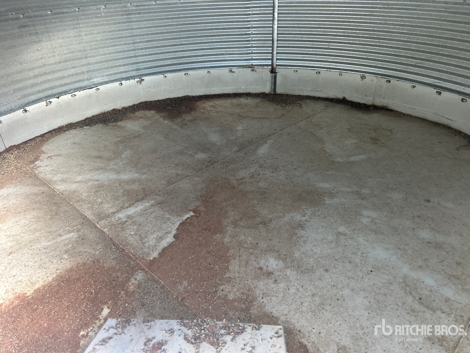 UFA +/- 1650 BU 5 RING