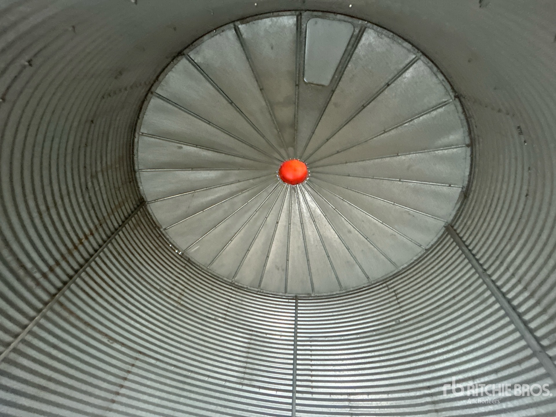 UFA +/- 1650 BU 5 RING