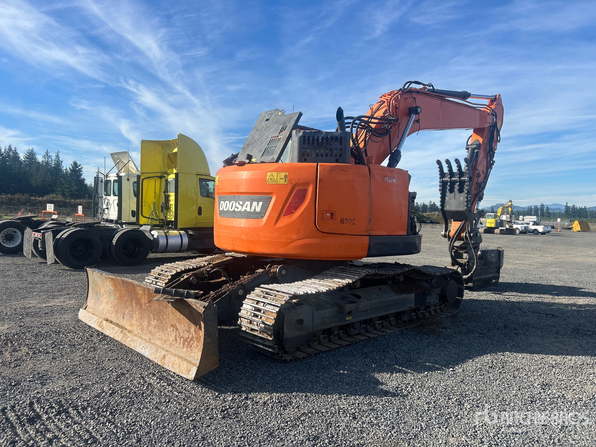 2018 Doosan LCR235