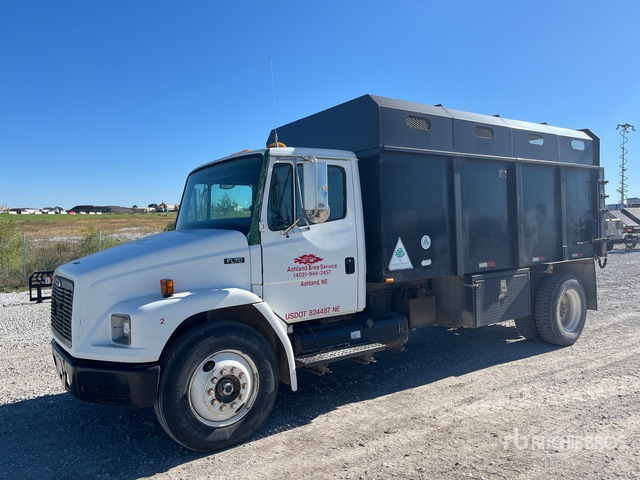 1998 Freightliner FL70 Chipper Truck