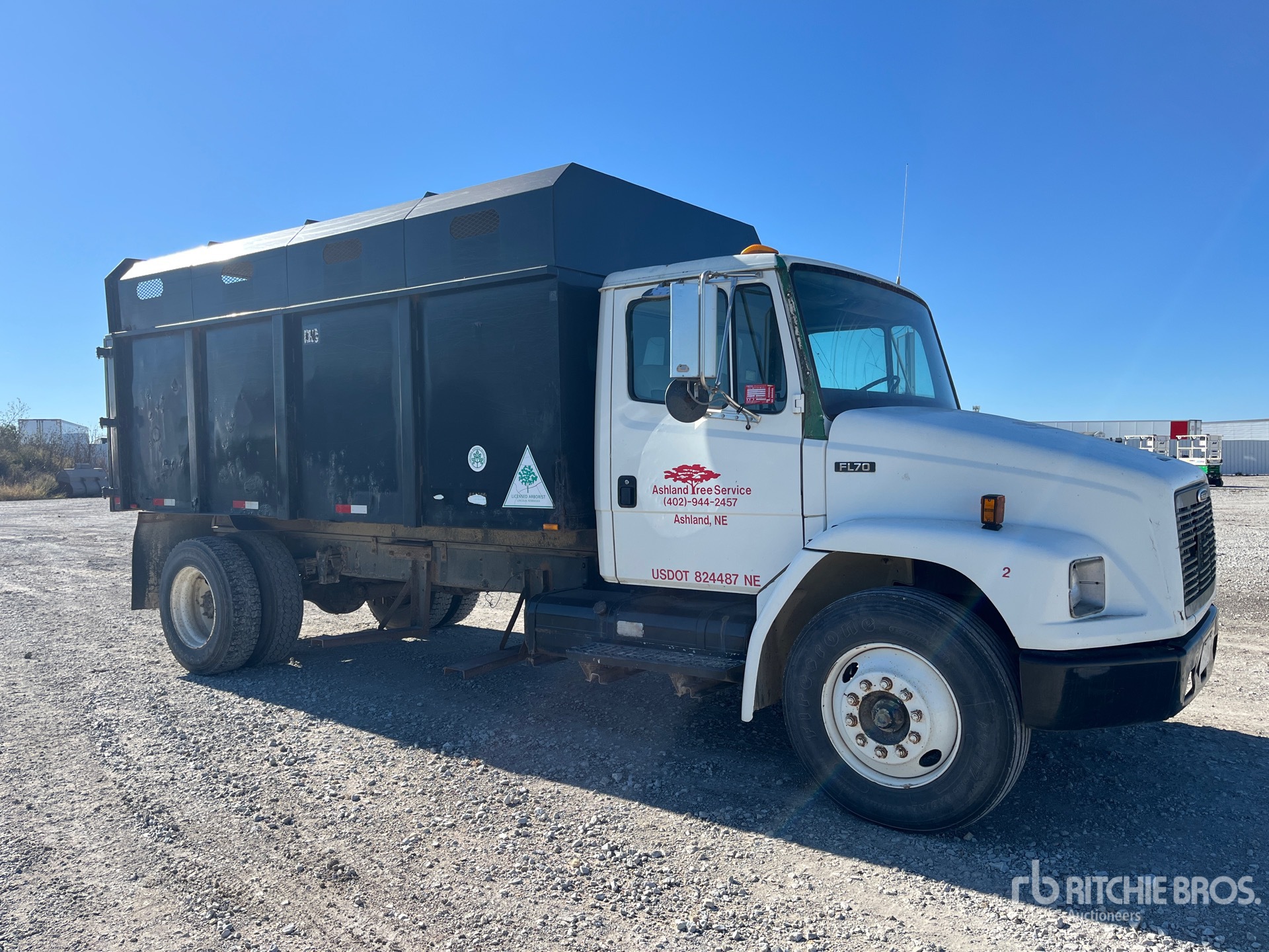 1998 Freightliner FL70