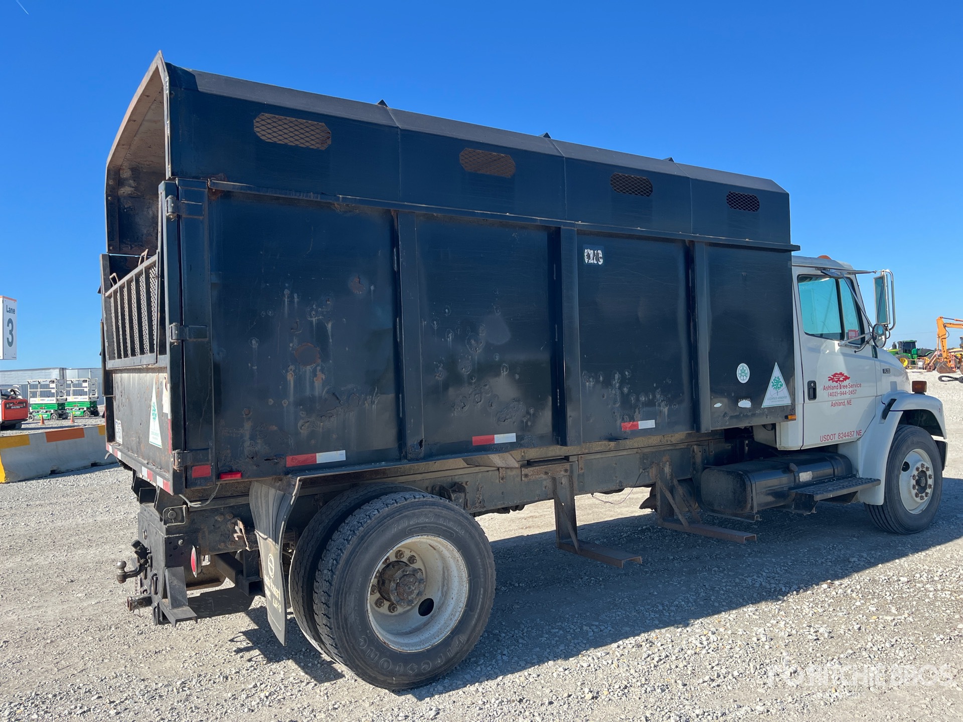 1998 Freightliner FL70