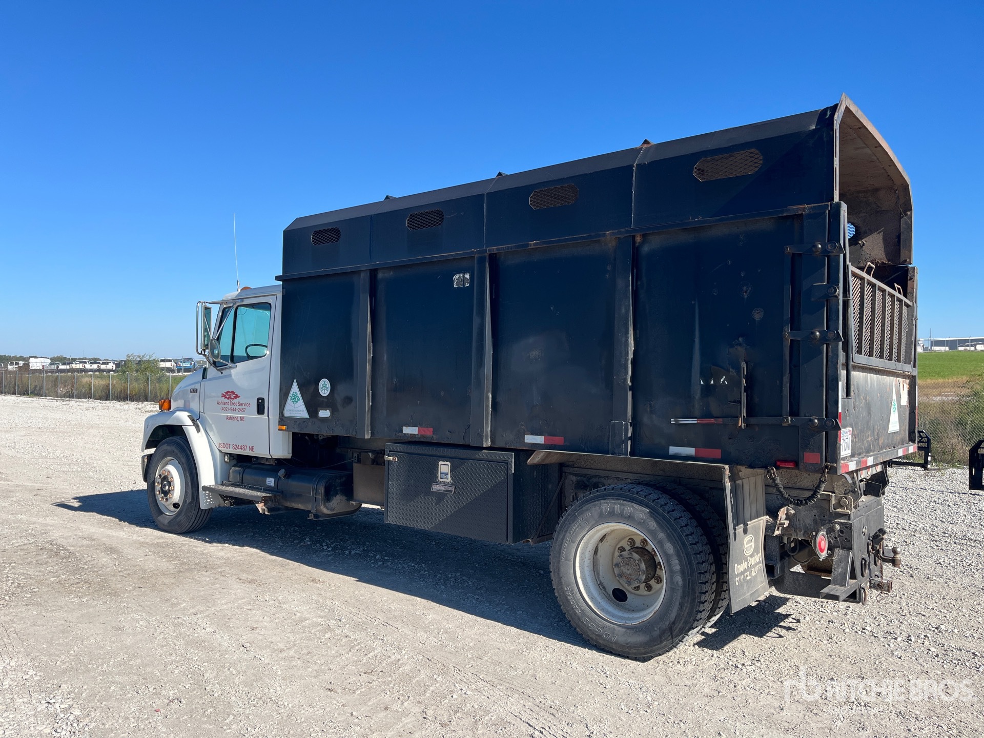 1998 Freightliner FL70