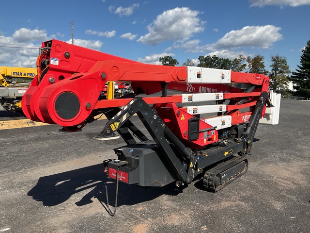 2018 Platform Basket PB 22.10 46 KV Crawler Diesel Articulating Boom Lift 2018 Platform Basket PB 22.10 46 KV Crawler Diesel Articulating Boom Lift