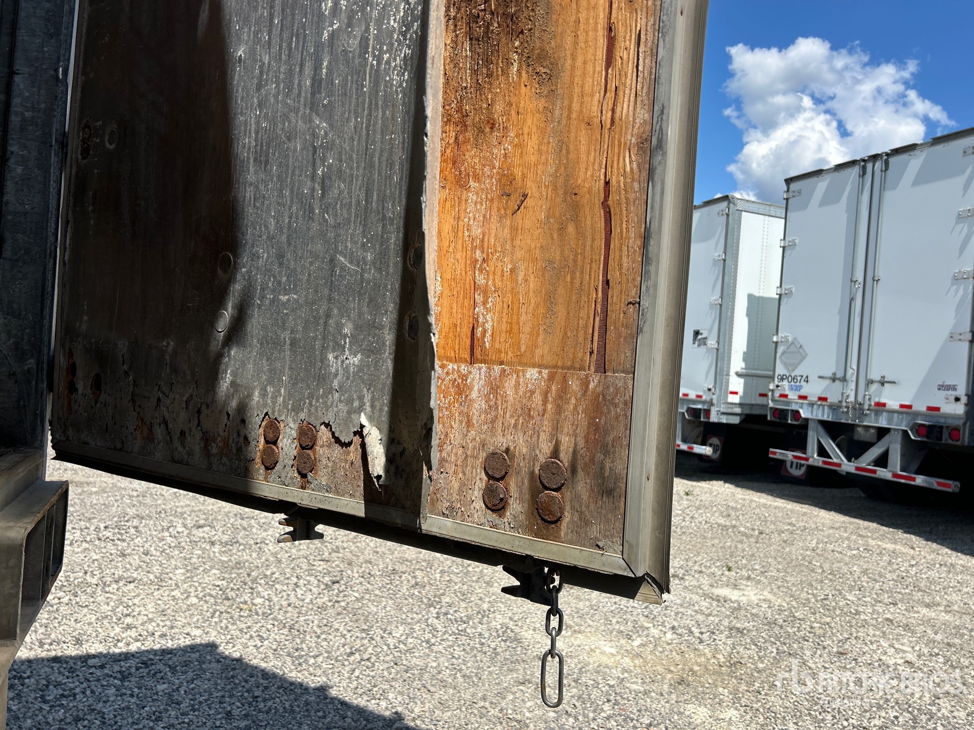 2006 Manac 53 FT X 102 IN TRI/A