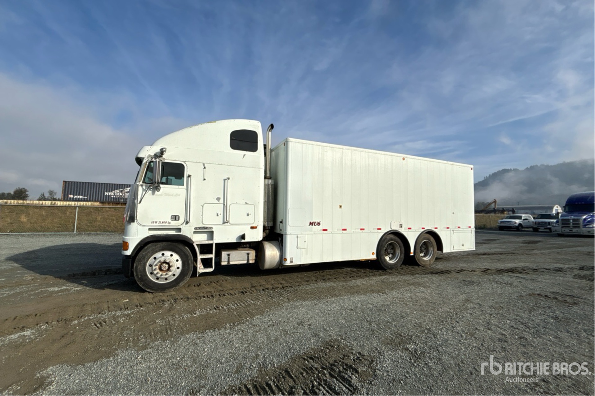1995 Freightliner FLB