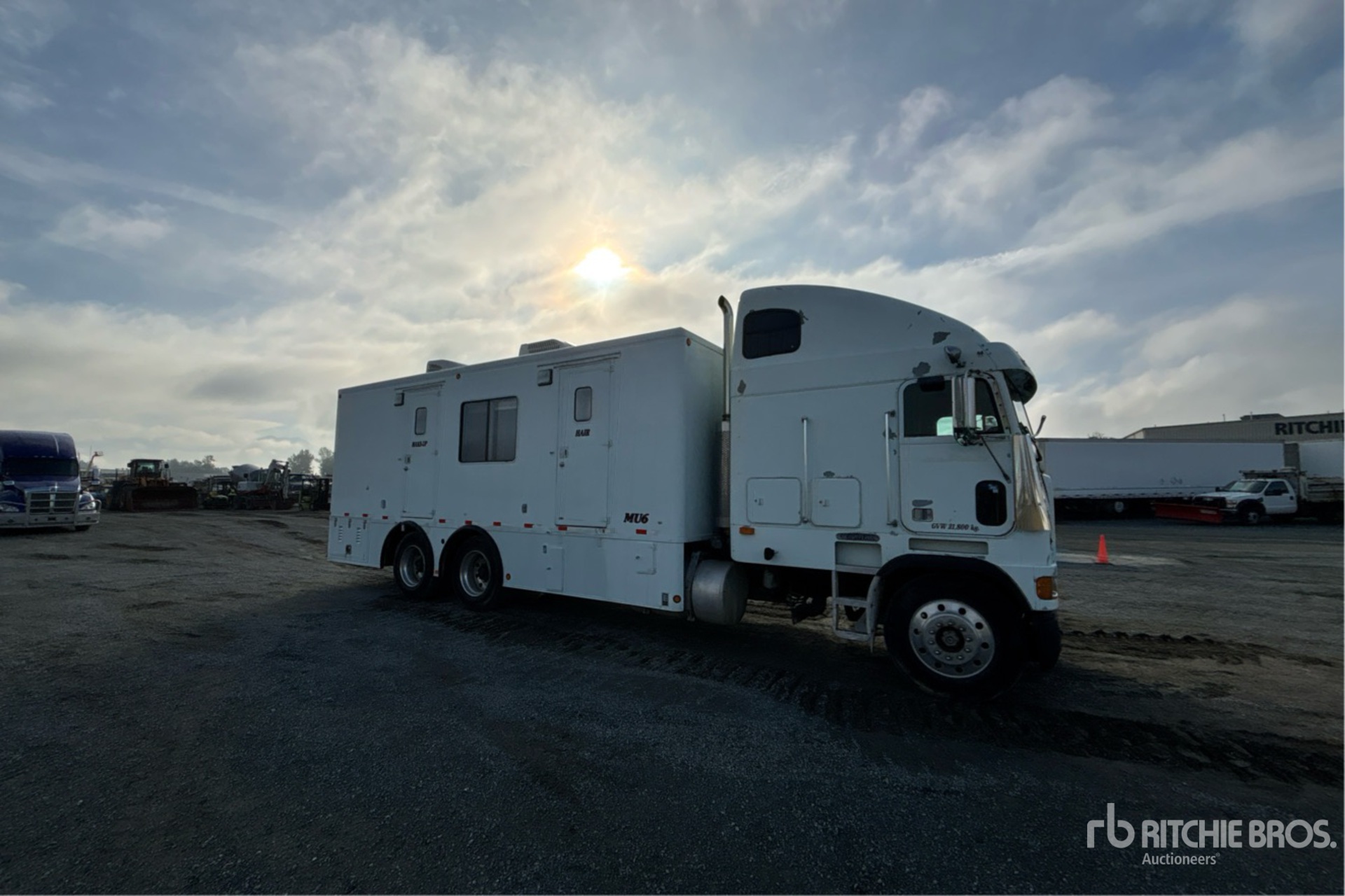1995 Freightliner FLB