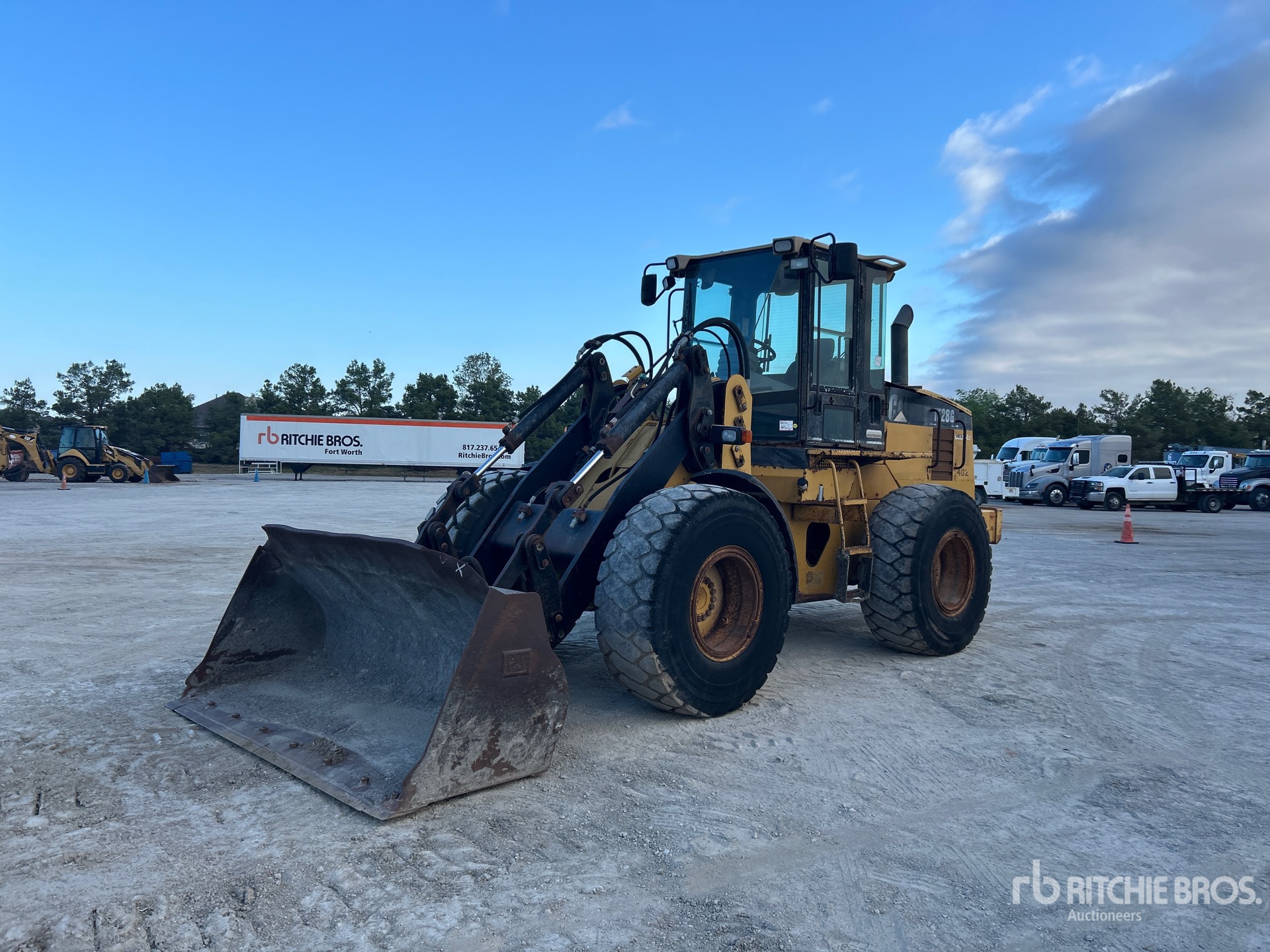 2001 Caterpillar IT28G