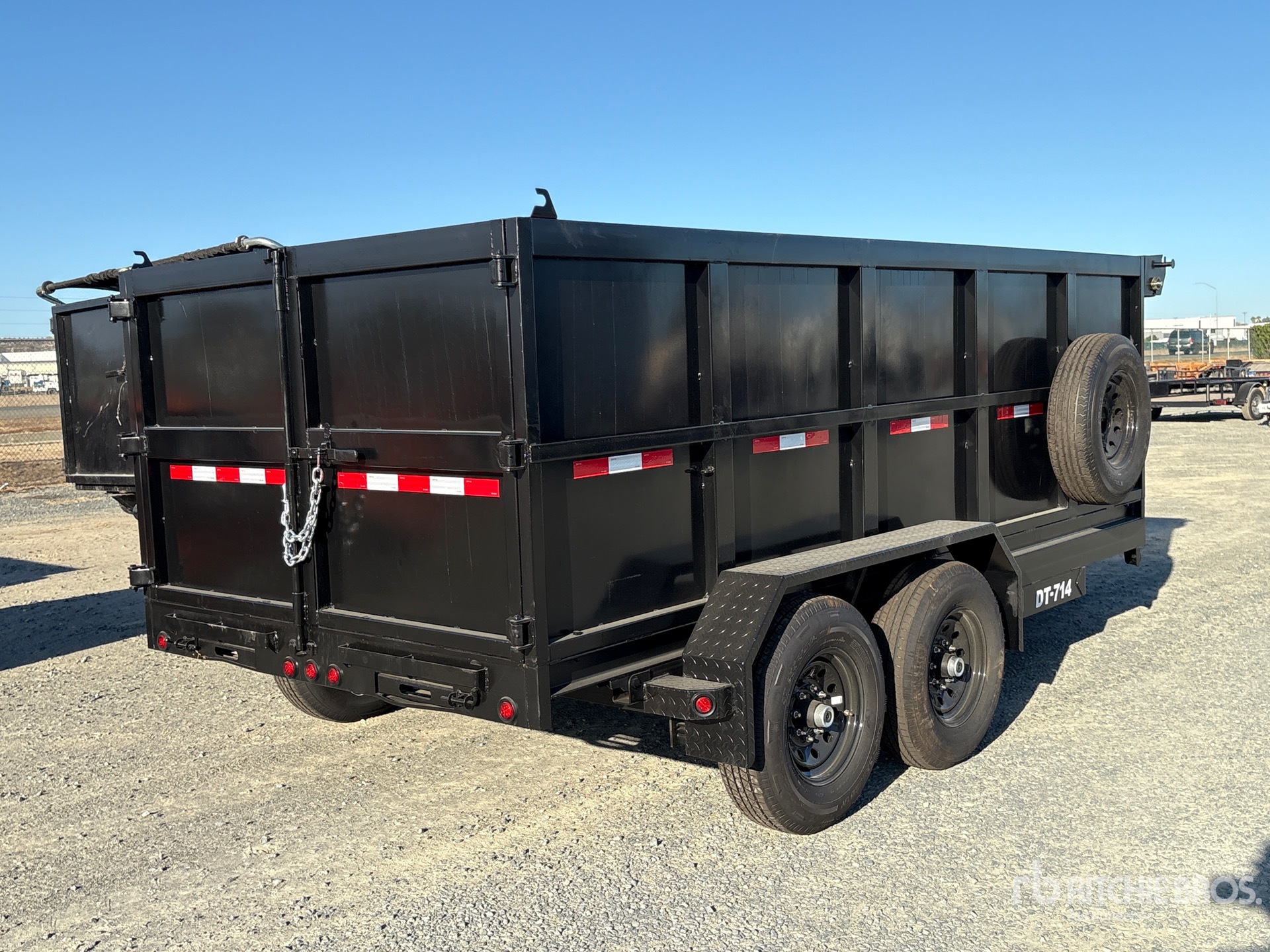 2027 DENTON 14 FT T/A