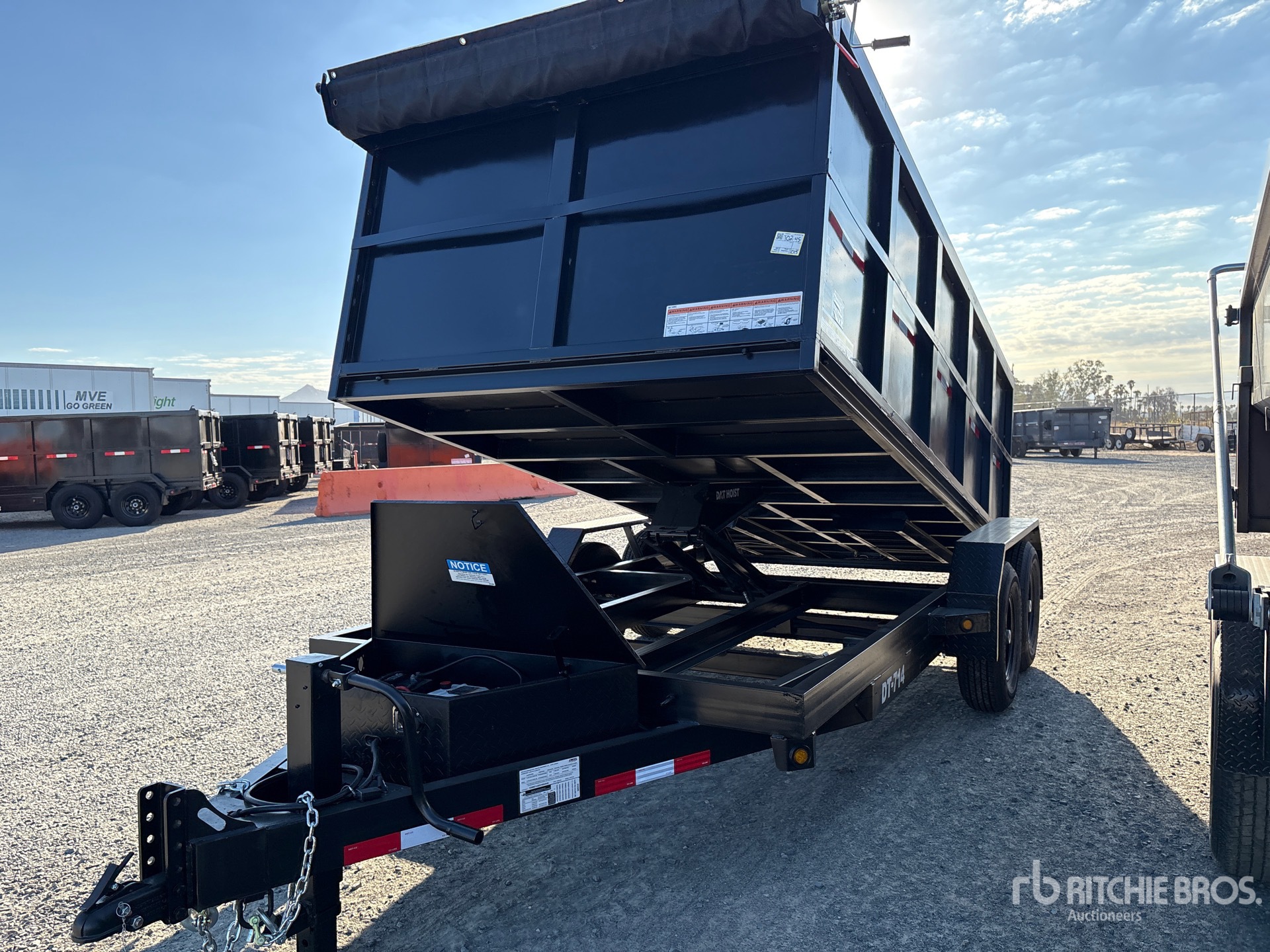 2027 DENTON 14 FT T/A