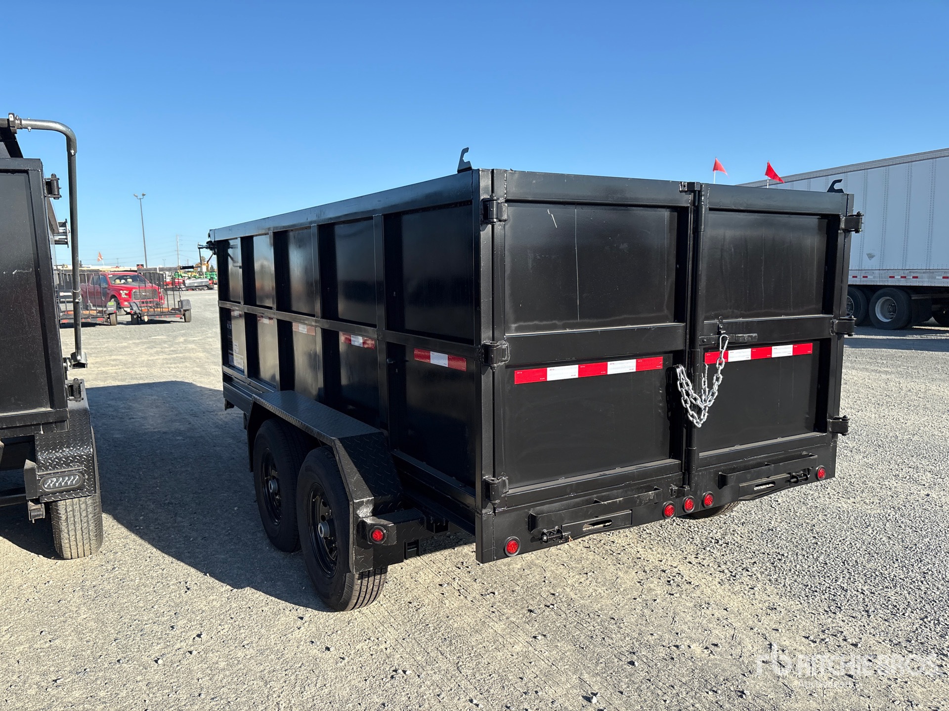 2027 DENTON 14 FT T/A